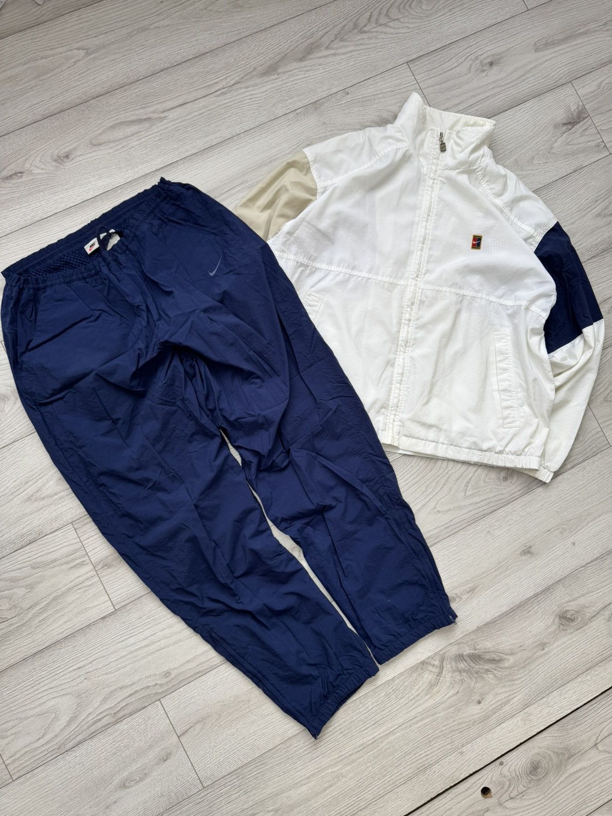 Nike Vintage Nike Court Nylon Tracksuit Size US XL / EU 56 / 4 - 1 Thumbnail
