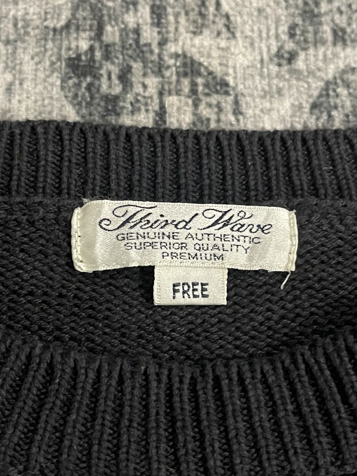 Japanese Brand Third Wave Skull Print Shortsleeve Knit Size US L / EU 52-54 / 3 - 10 Thumbnail