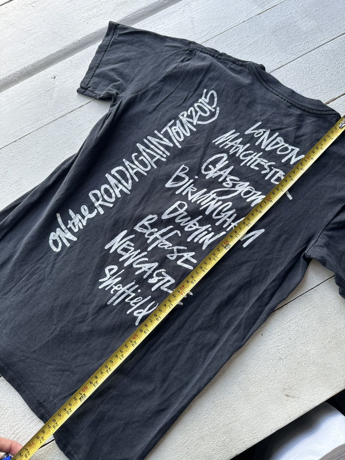 Band Tees 🚨 ONE DIRECTION Tee band big logo ON THE ROAD AGAIN TOUR Size US M / EU 48-50 / 2 - 10 Thumbnail