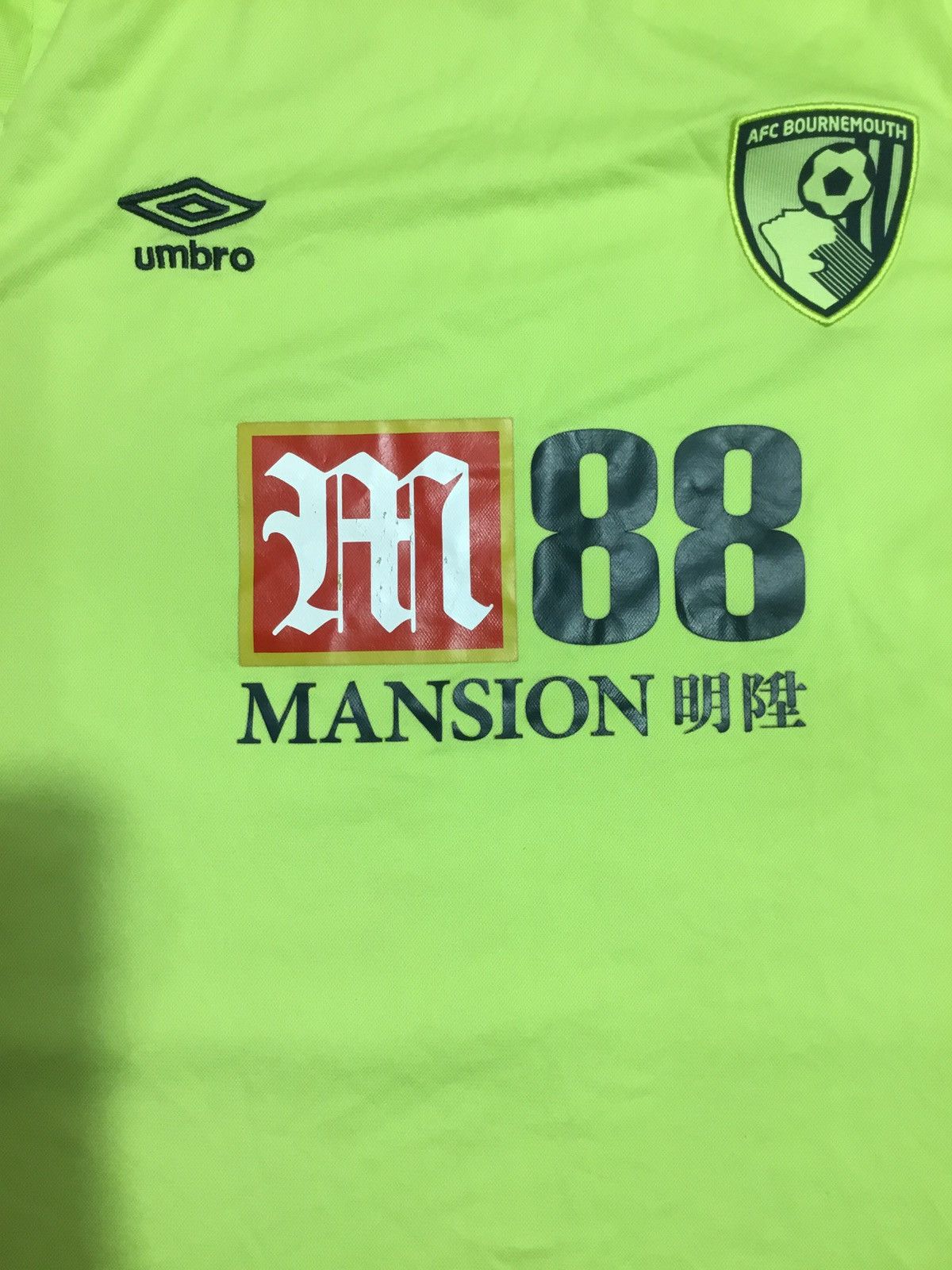 Umbro Bournemouth Third football shirt 2018 - 2019 Umbro Size XL Size US XL / EU 56 / 4 - 3 Thumbnail