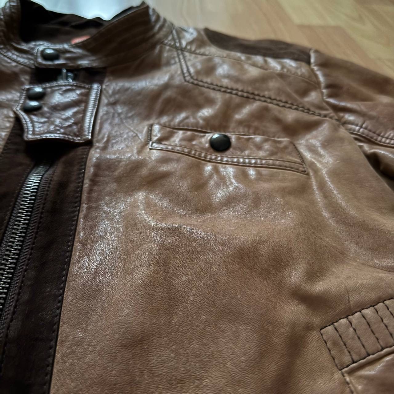 Hugo Boss Hugo Boss Orange Vintage leather jacket Size US L / EU 52-54 / 3 - 3 Thumbnail
