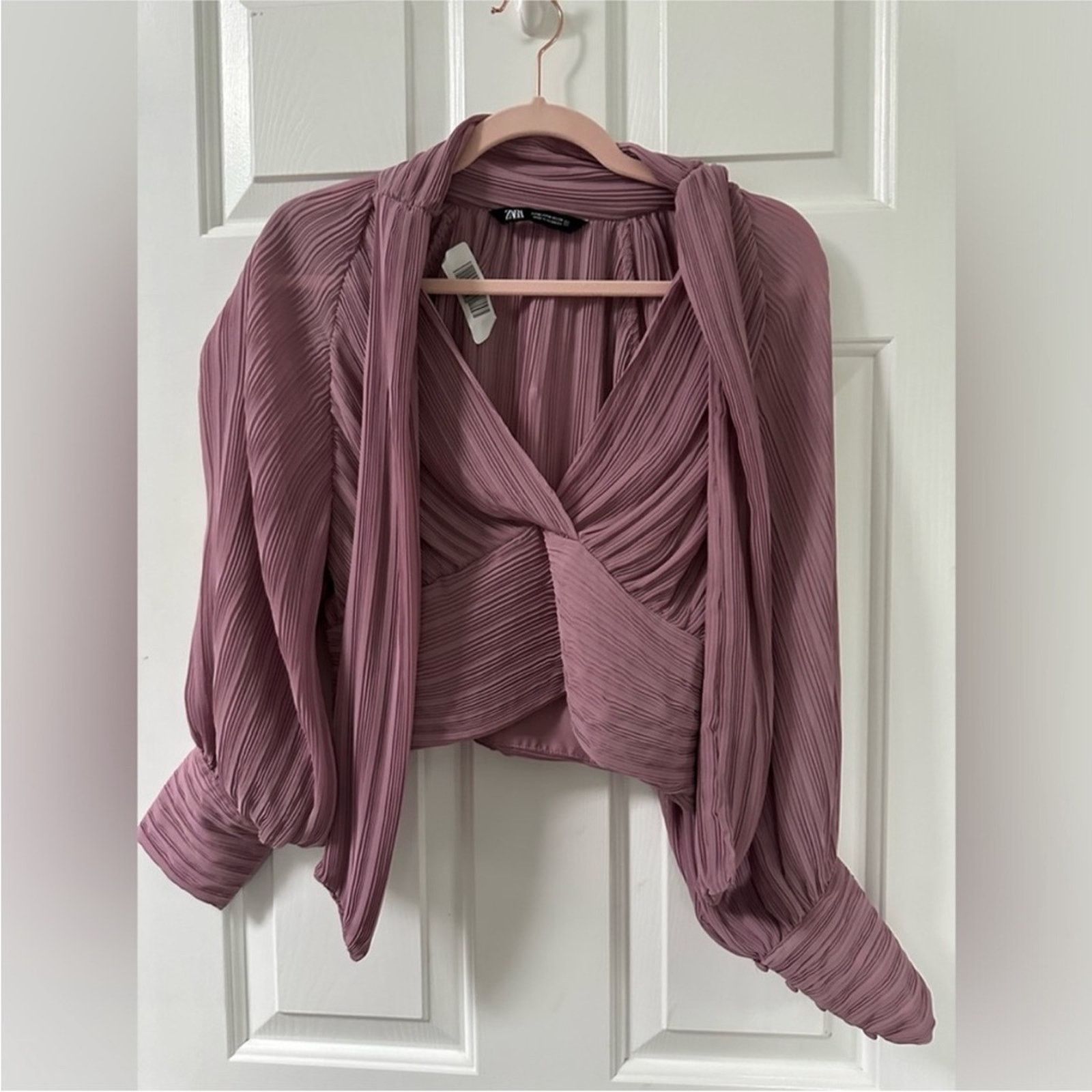 Zara NWOT Zara Mauve Pleated Blouse size medium Size M / US 6-8 / IT 42-44 - 2 Thumbnail