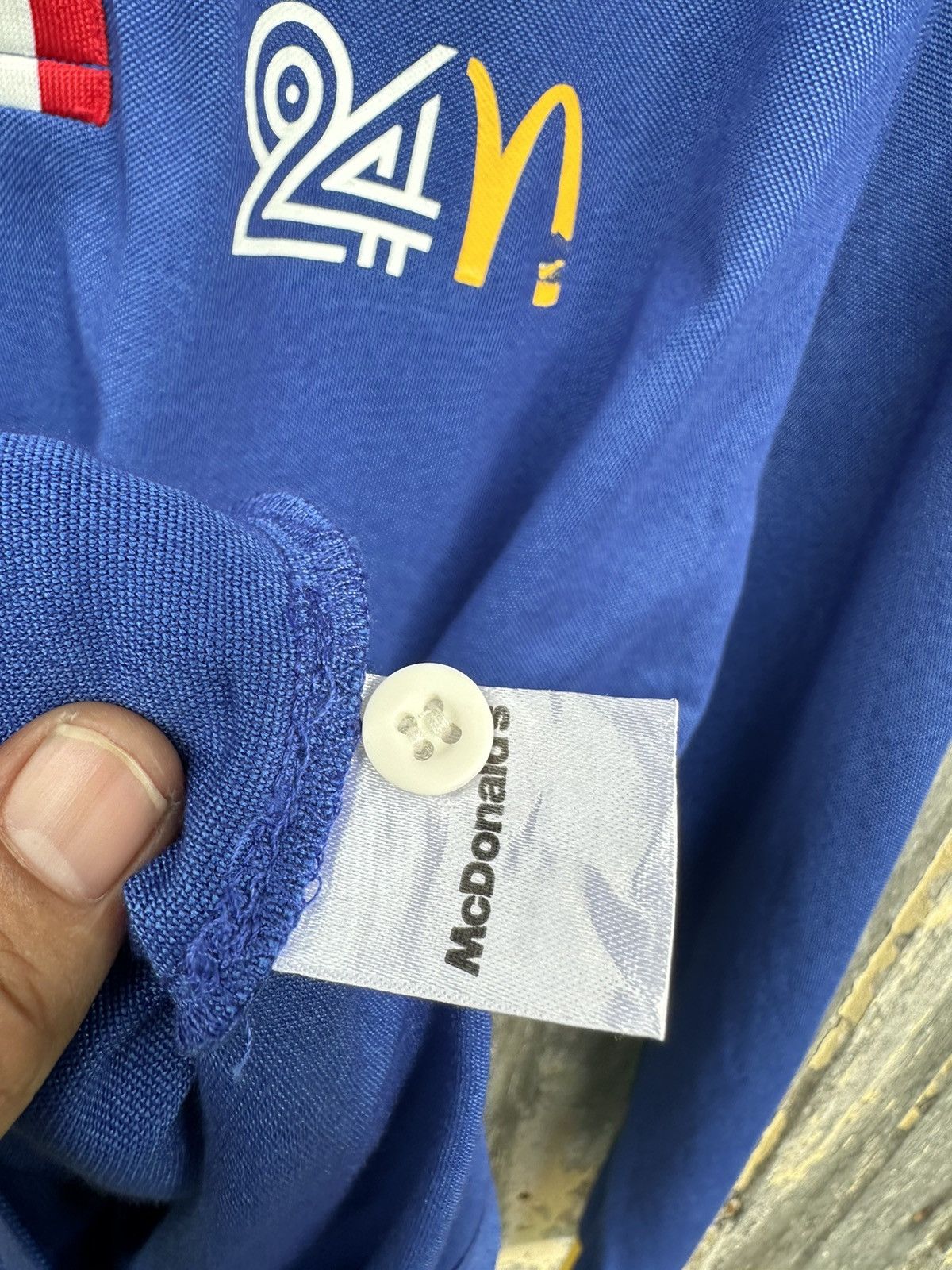 Market × Vintage Vintage McDonald Italy Long Sleeve Shirt A525 Size US M / EU 48-50 / 2 - 8 Thumbnail