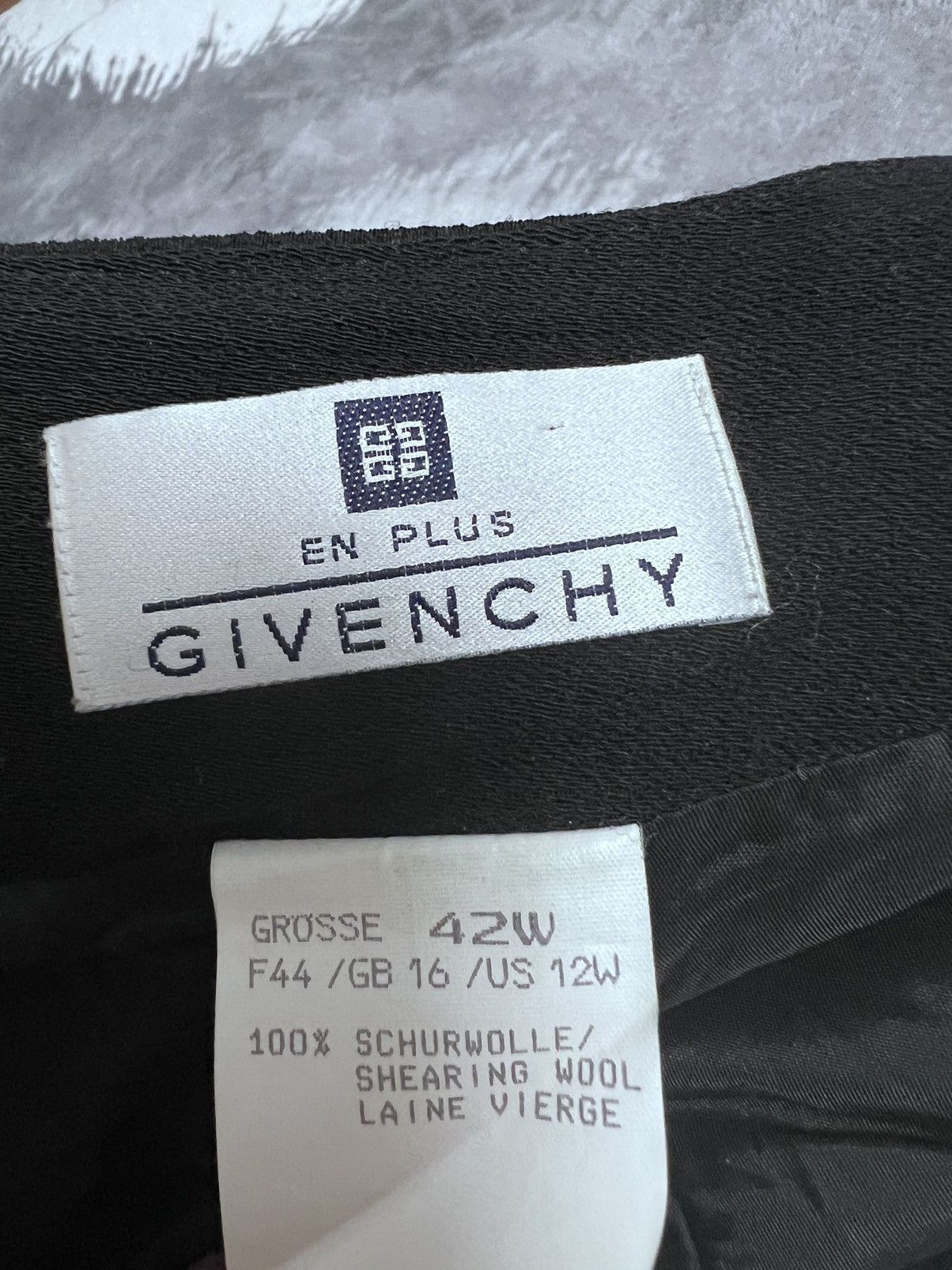 Designer × Givenchy × Vintage Givenchy mid black wool skirt vintage luxury old money Size 32" / US 10 / IT 46 - 9 Thumbnail