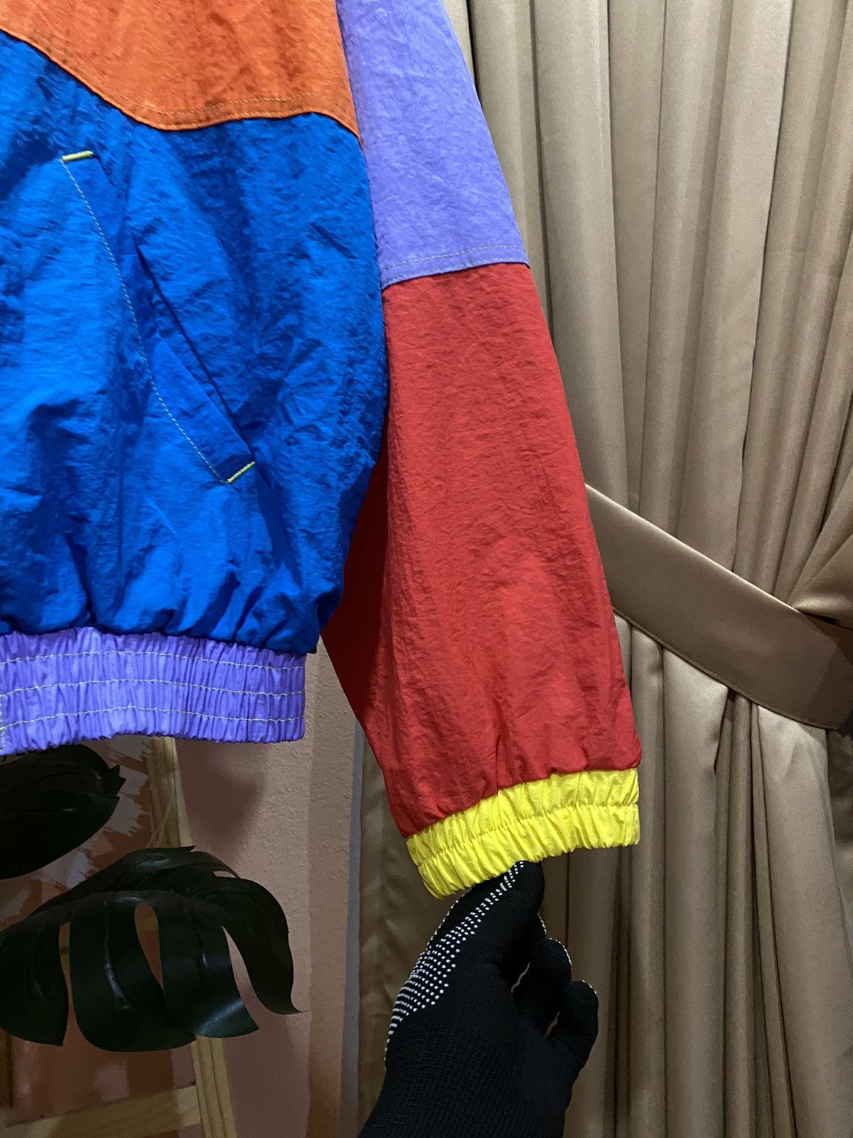 Jams World Jams World Vintage Windbreaker - 80s/90s Era Size US L / EU 52-54 / 3 - 6 Thumbnail