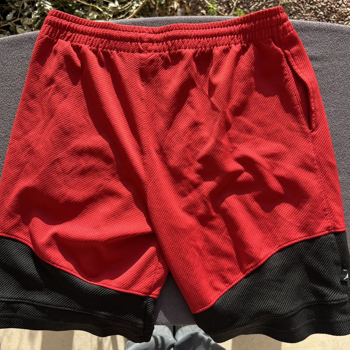 Jordan Brand Air Jordan Mens X-Large Red Athletic Basketball Shorts Size US 44 / EU 60 - 3 Thumbnail