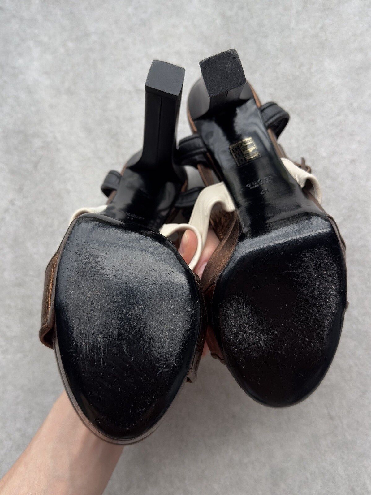 Gucci Gucci Hight Heel Gold Leather Platform Sandals Size 41 Size US 11 / IT 41 - 16 Thumbnail