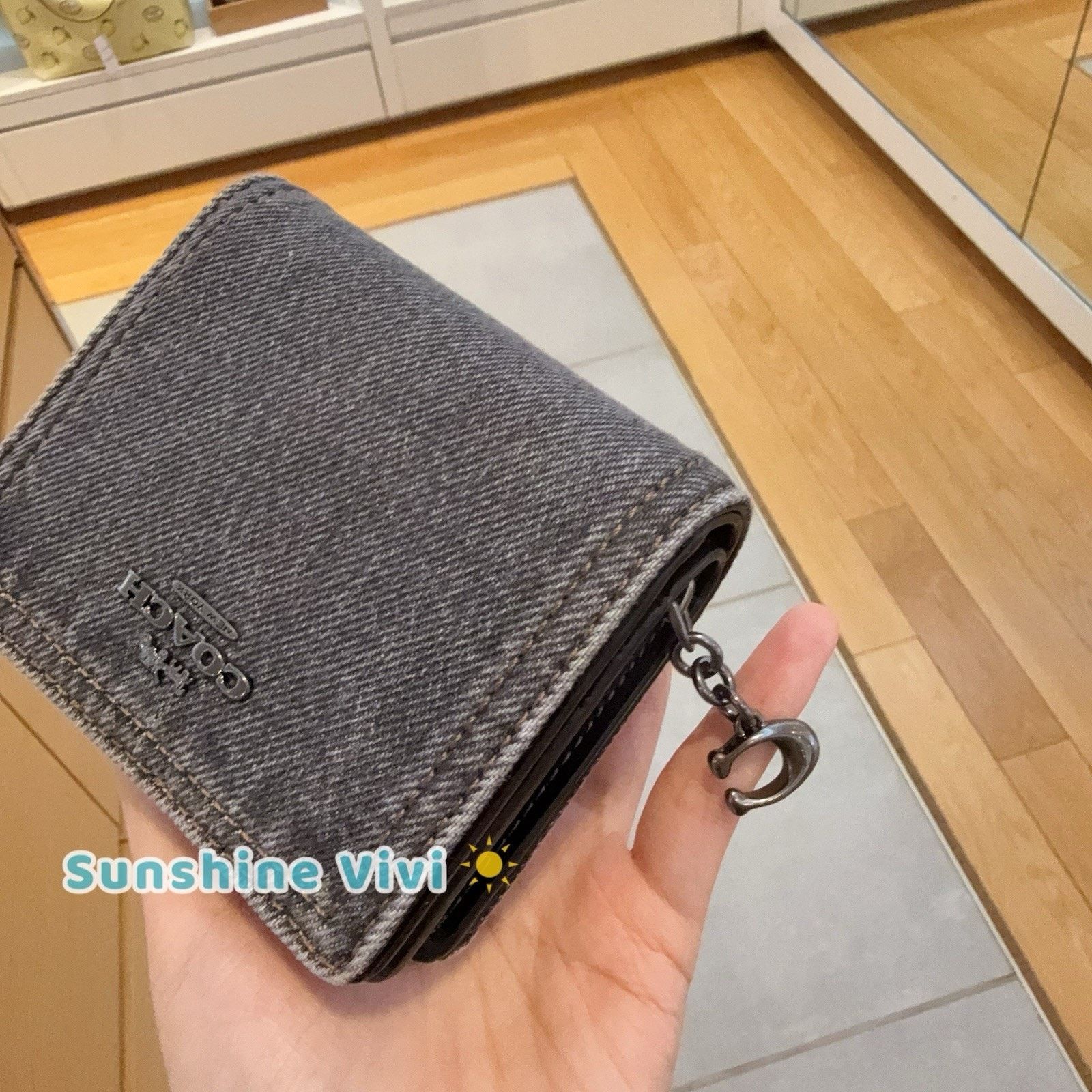 Coach NWT Coach CAP07 Denim Snap Wallet Washed Grey Size ONE SIZE - 3 Thumbnail