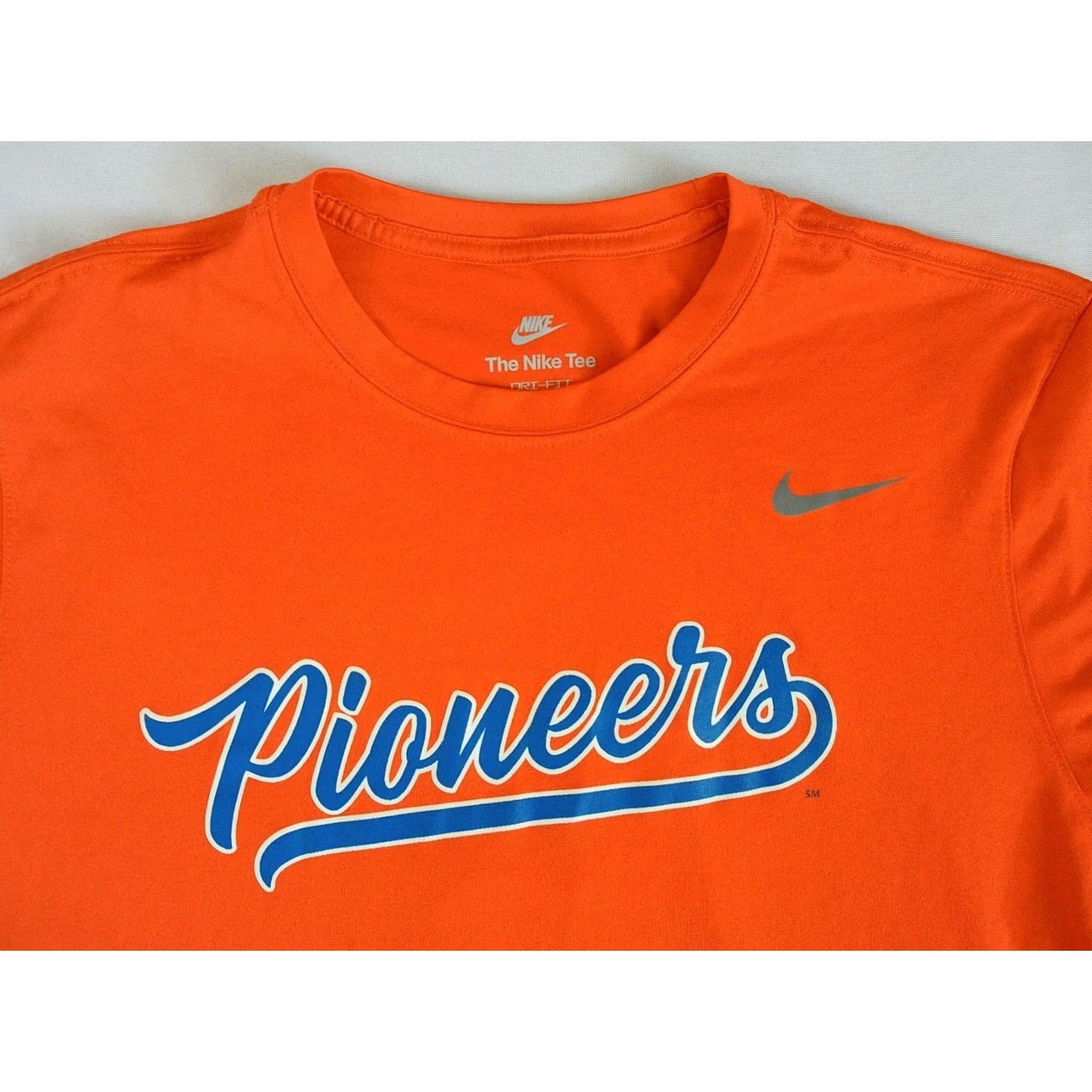 Nike Nike Dri-FIT Olentangy Orange Pioneers High School T-Shirt Mens Medium Orange L/S Graphic Print Crew Neck Football) Size US M / EU 48-50 / 2 - 3 Thumbnail