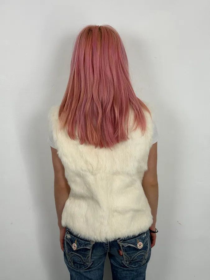 Gianfranco Ferre 2000s Gianfranco Ferre White Fur Vest Size S / US 4 / IT 40 - 2 Thumbnail