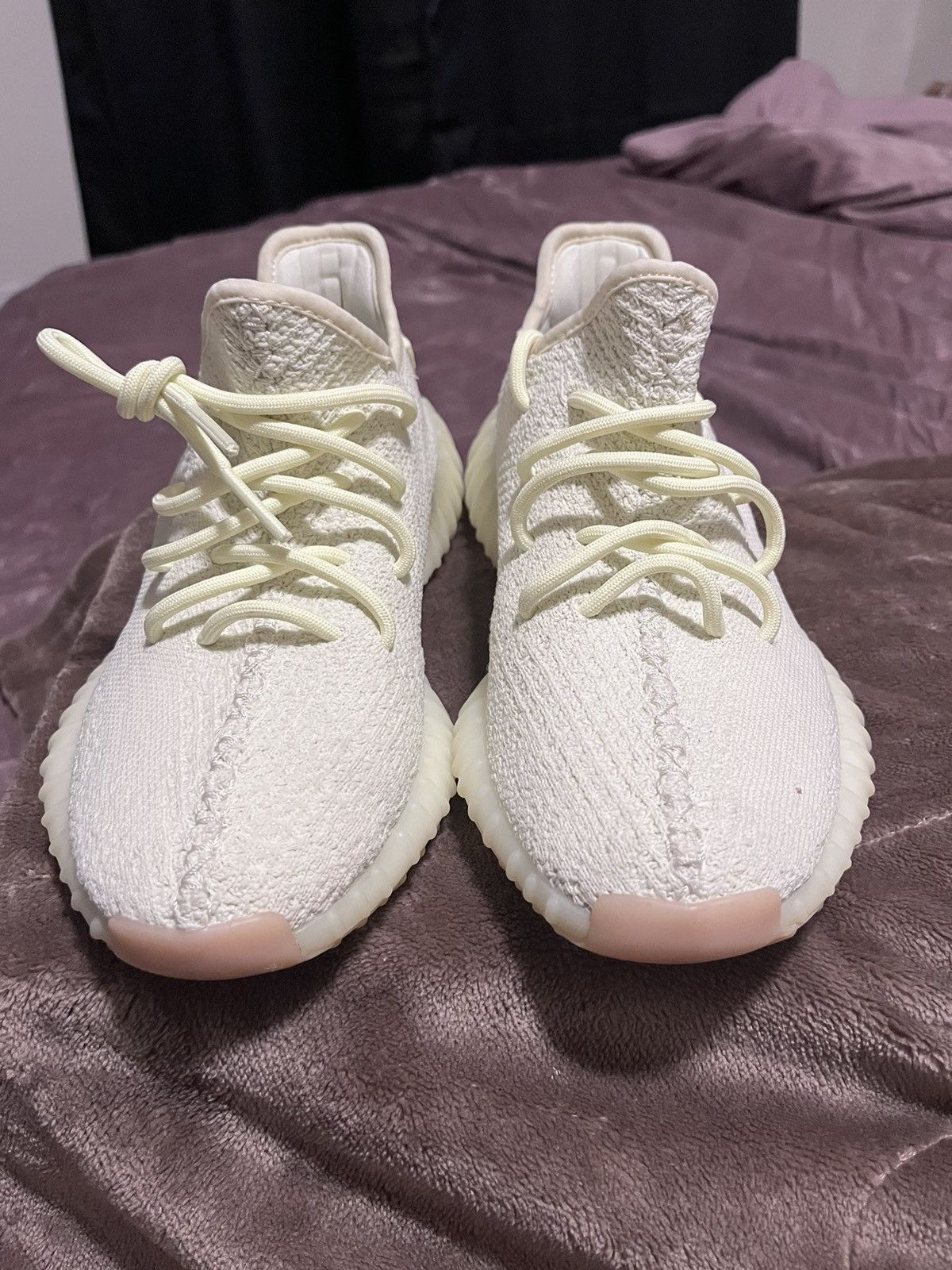 Yeezy Yeezy Boost 350 V2 Size US 6 / EU 39 - 1 Thumbnail