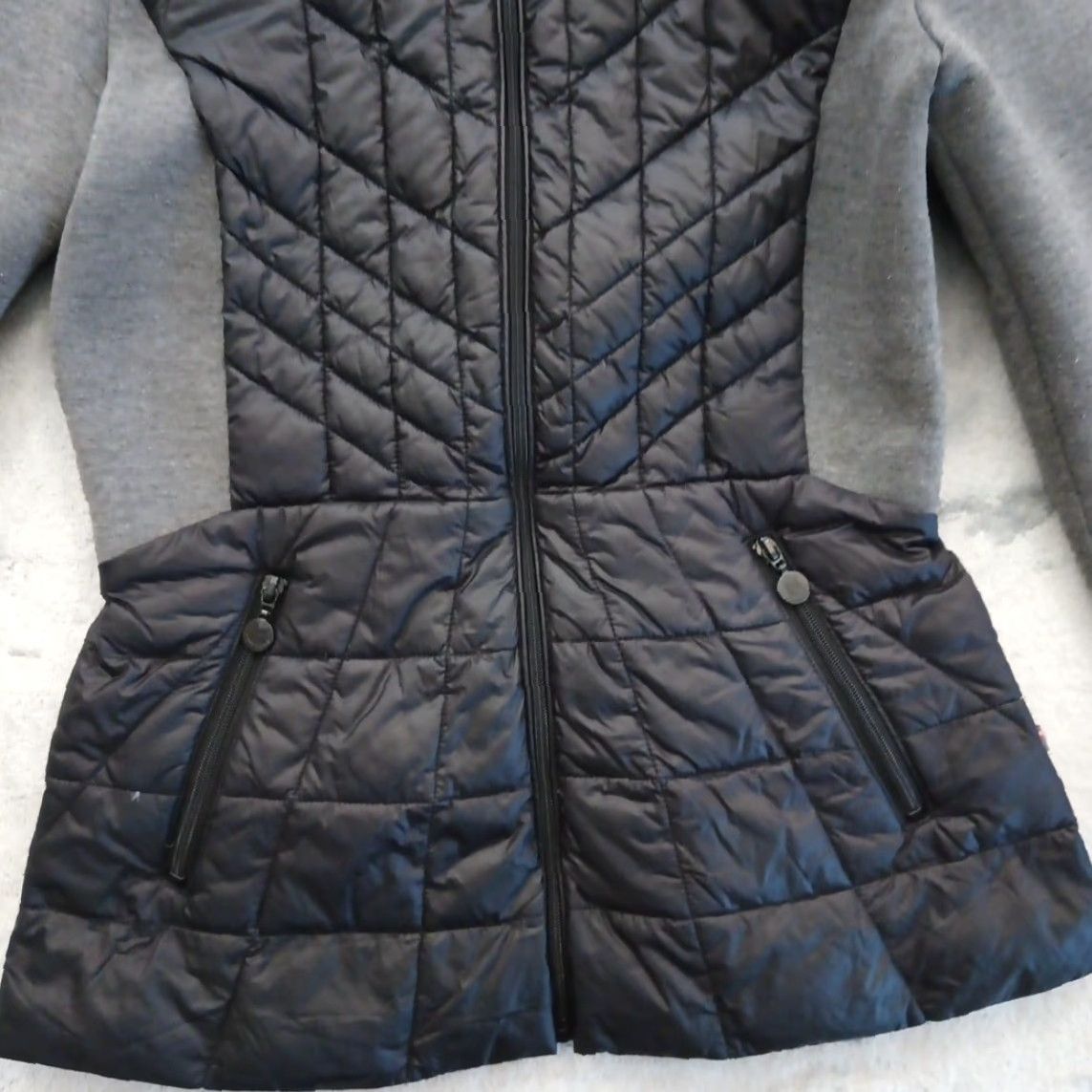 Vintage Bernardo Jacket Womens XS Black Gray Quilted Down Hooded Packable Size XS / US 0-2 / IT 36-38 - 3 Thumbnail