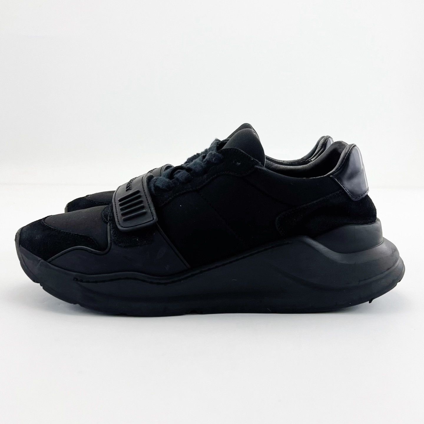 Burberry Burberry Black Velcro Low-Top Sneakers Size US 7 / IT 37 - 1 Thumbnail