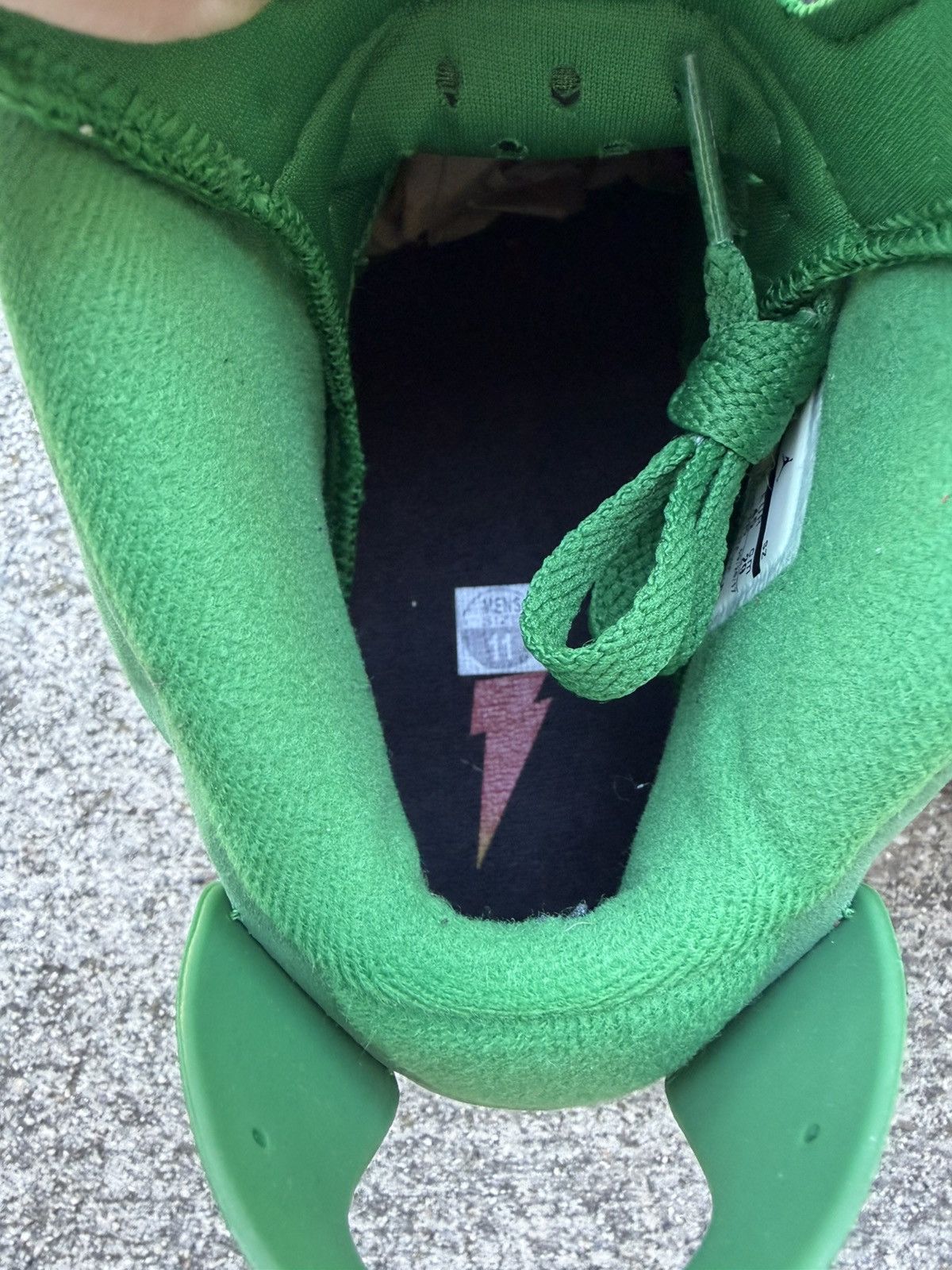 Jordan Brand Jordan 6 Gatorade Size US 11 / EU 44 - 11 Thumbnail