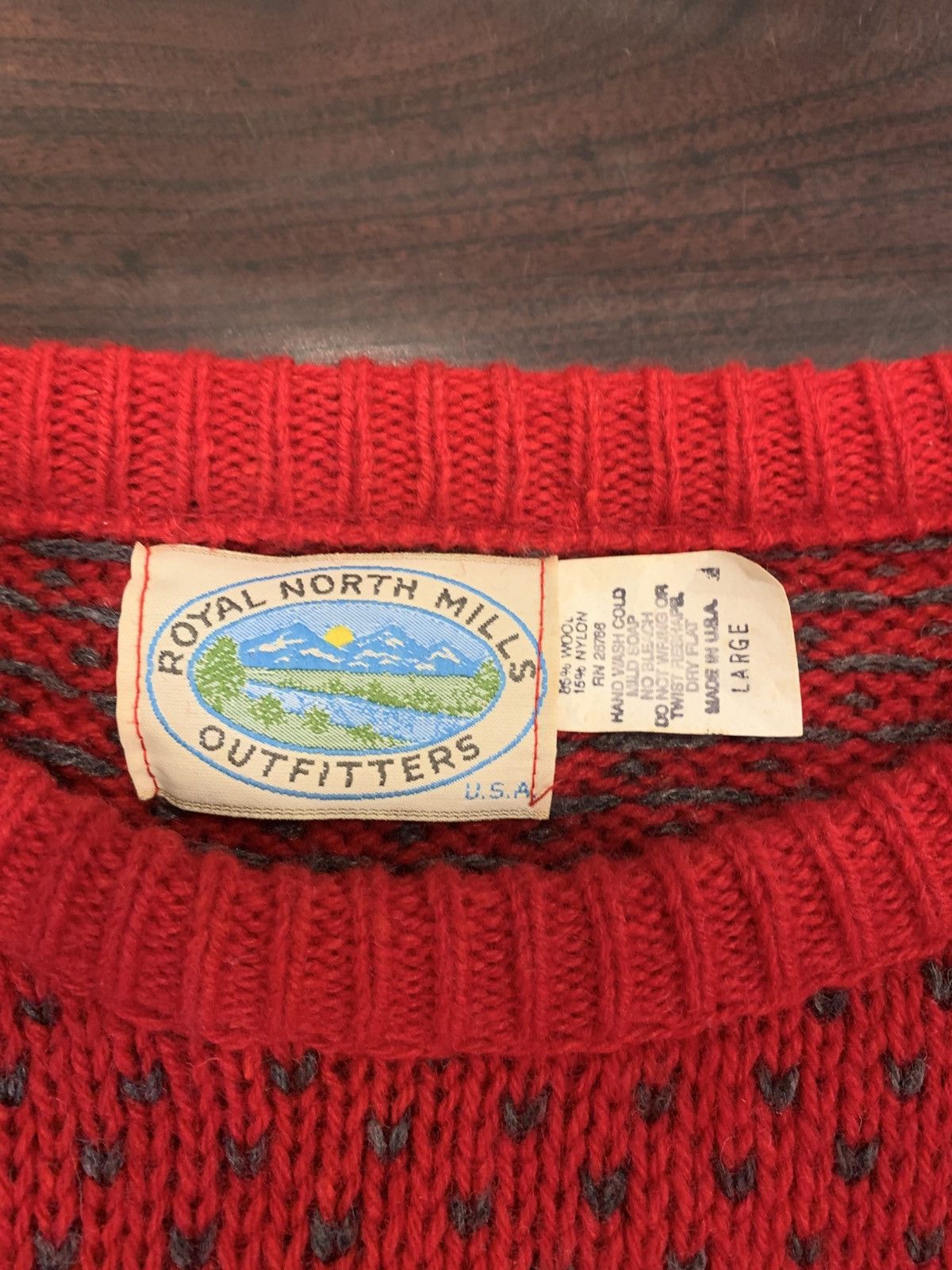Vintage 90s Royal north mills outfitters red wool sweater Size US L / EU 52-54 / 3 - 3 Thumbnail