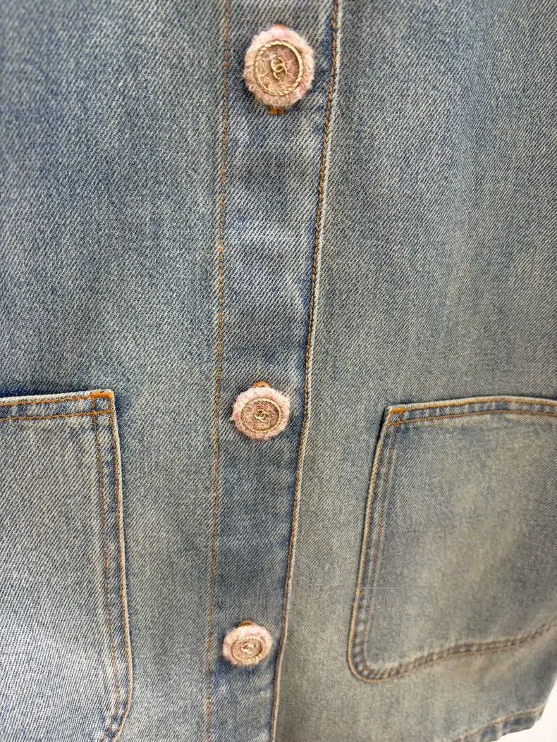 Chanel Chanel Coated denim jacket Size XS / US 0-2 / IT 36-38 - 3 Thumbnail