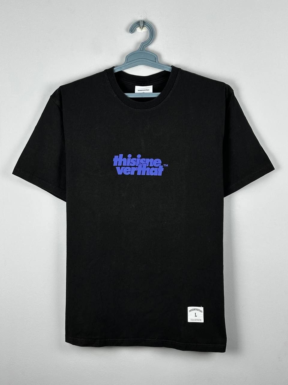 thisisneverthat Thisisneverthat Black Big Logo Japanese Streetwear T Shirt Size US L / EU 52-54 / 3 - 1 Thumbnail