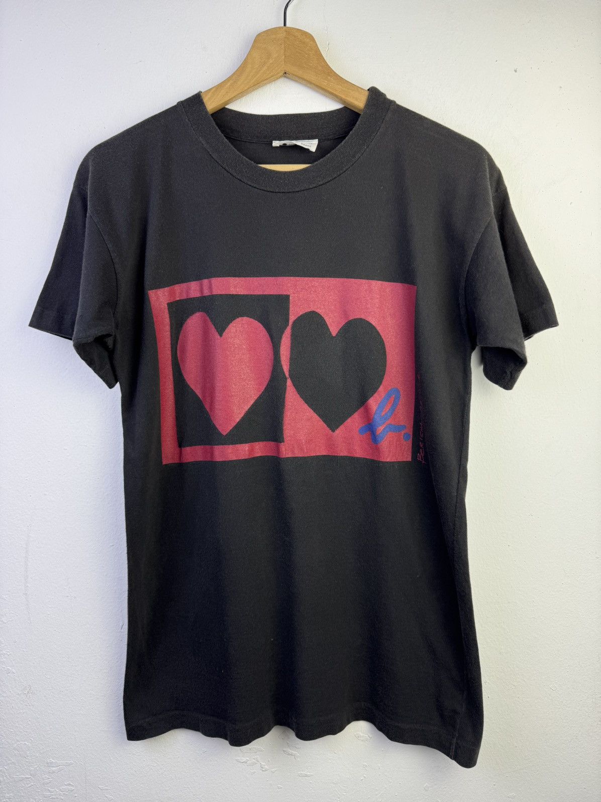 agnes b. vintage Agnès b. t-shirt with a dual-heart graphic Size US S / EU 44-46 / 1 - 1 Thumbnail