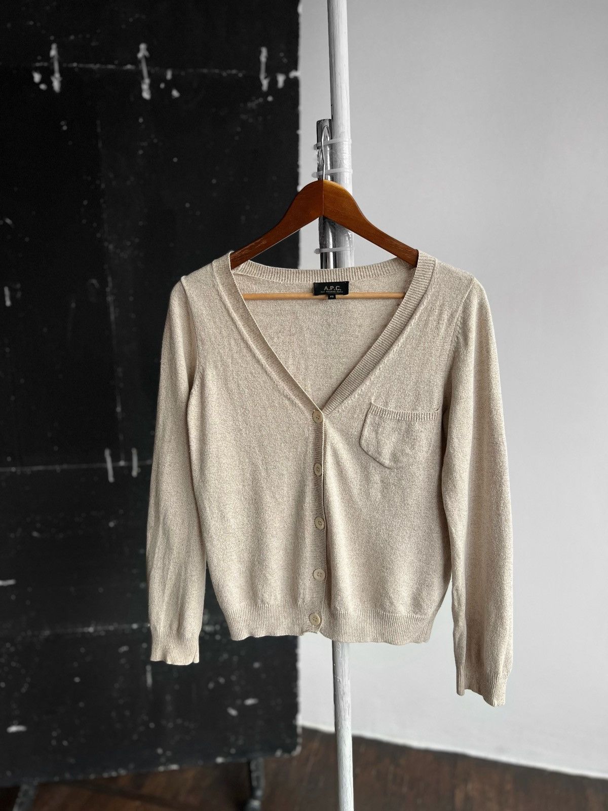 A.P.C. A.P.C. Rue Madame Paris Beige Cotton Linen LS Cardigan Size XS / US 0-2 / IT 36-38 - 3 Thumbnail