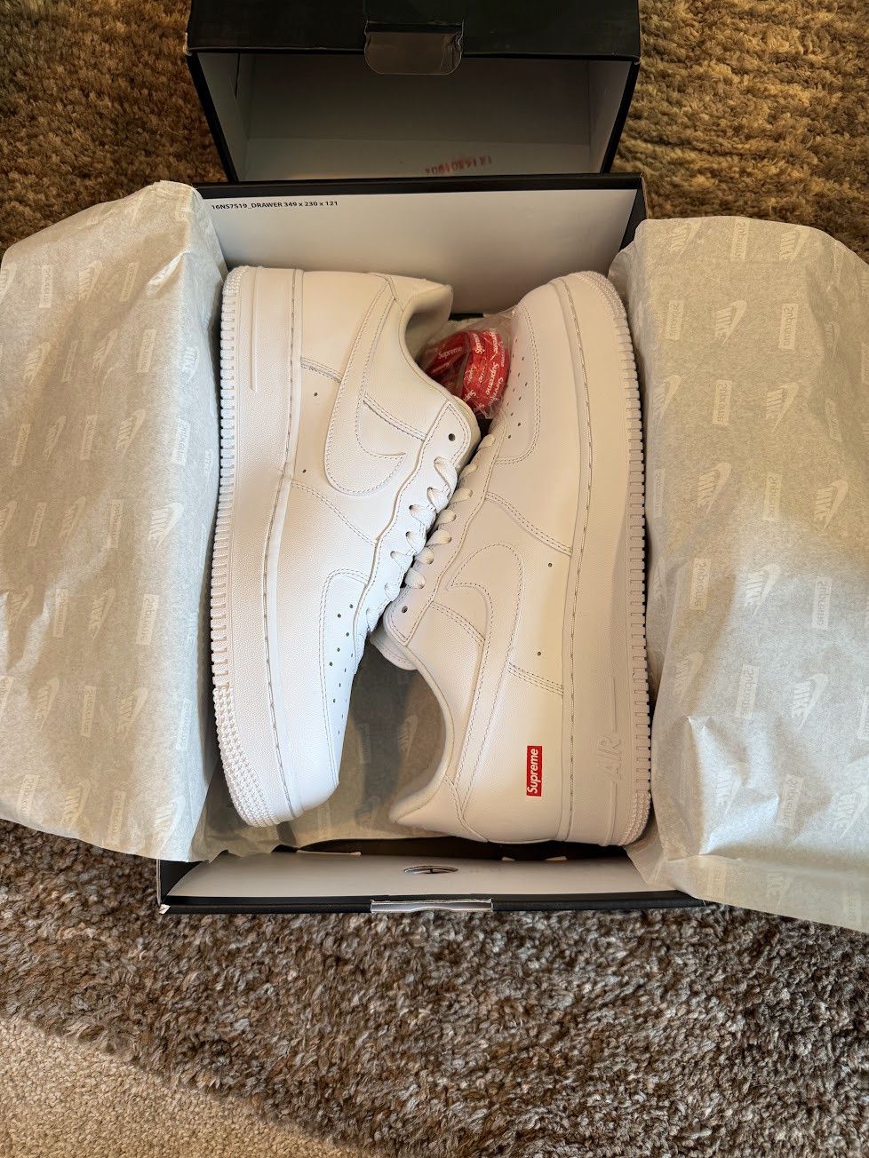 Nike × Supreme `Supreme x Nike Air Force 1 Low White DS Size 12 SS20 Size US 12 / EU 45 - 1 Thumbnail