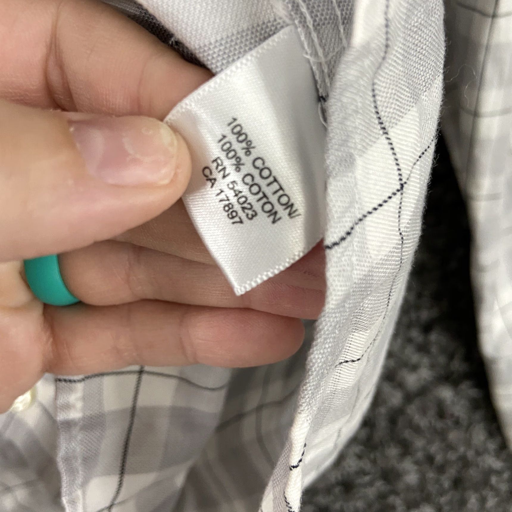 Banana Republic VINTAGE? Banana Republic Gray Plaid Long Sleeve Button-Up Shirt Men M 33/34 Regular Size M Gray Mens Shirt Size US M / EU 48-50 / 2 - 7 Thumbnail