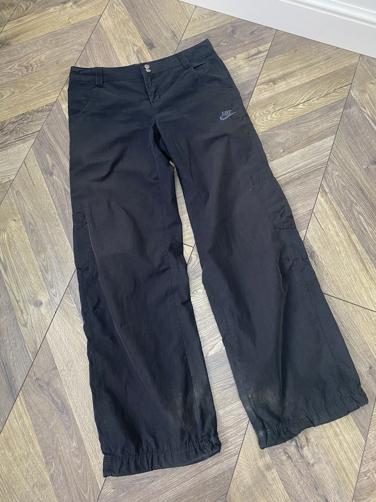 Nike × Vintage Vintage Nike Women’s Cargo Pants Size 30" / US 8 / IT 44 - 4 Thumbnail