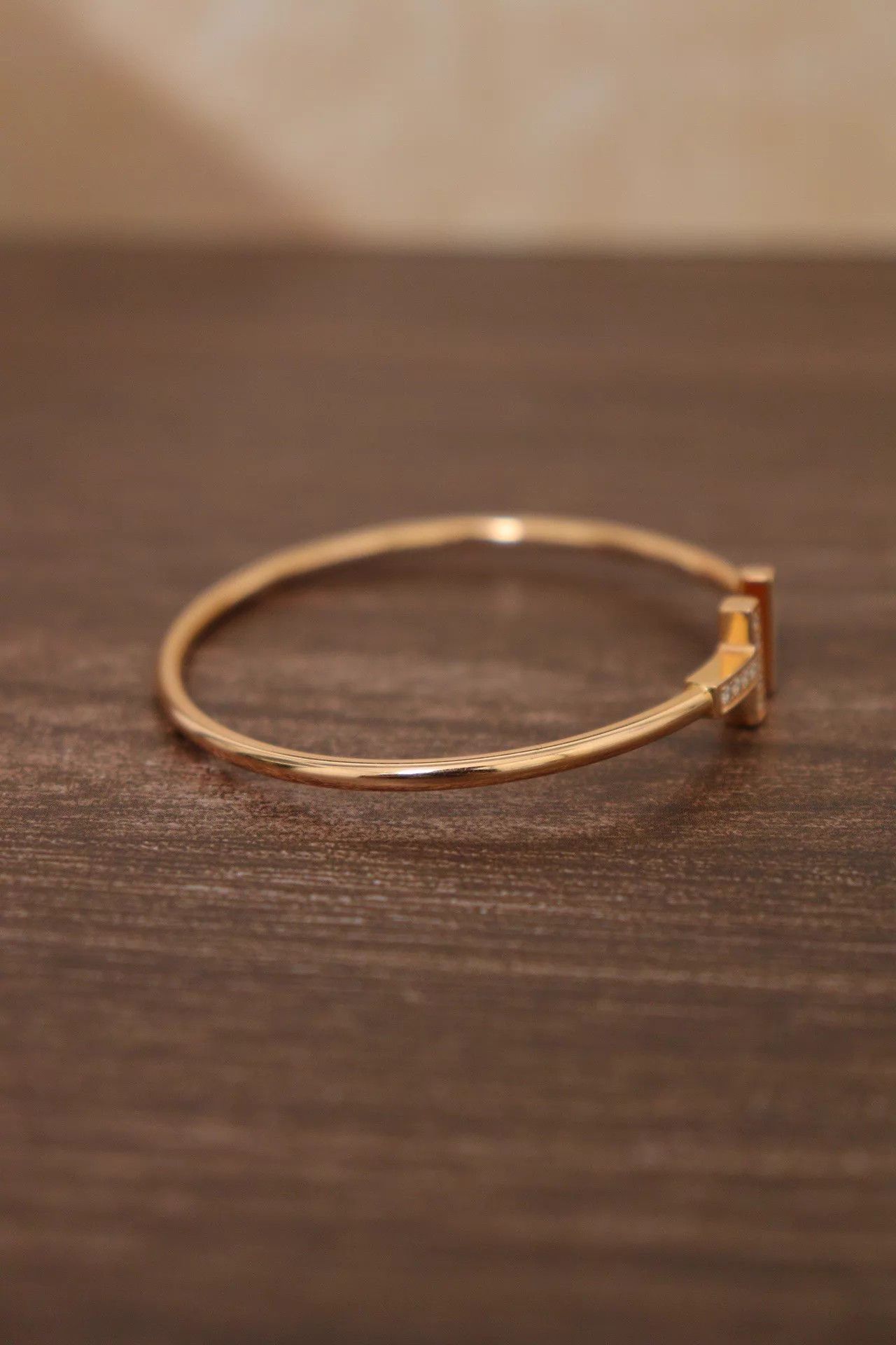 Tiffany & Co. Tiffany Double T Narrow 18K RG D MOP Bangle 15.5 Box 21Oct Size ONE SIZE - 3 Thumbnail