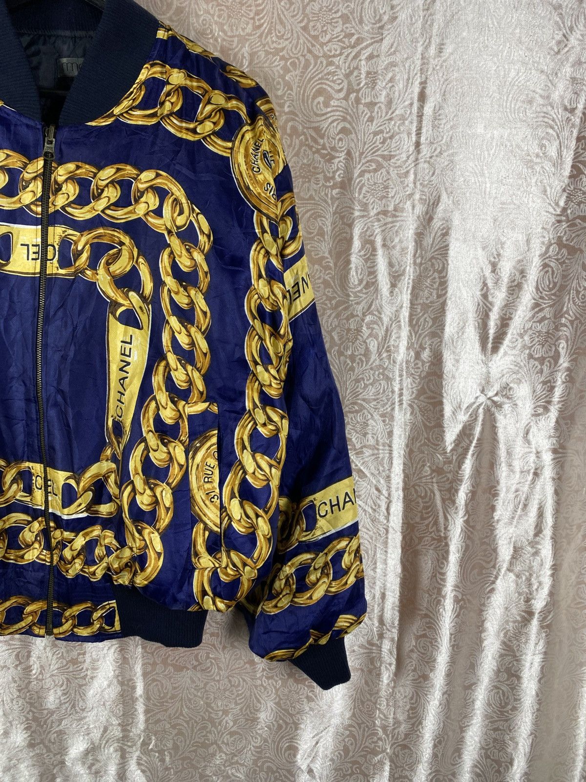 Vintage Vintage Baroque Chain Print Bomber Chanel Inspired Y2K Size US L / EU 52-54 / 3 - 6 Thumbnail