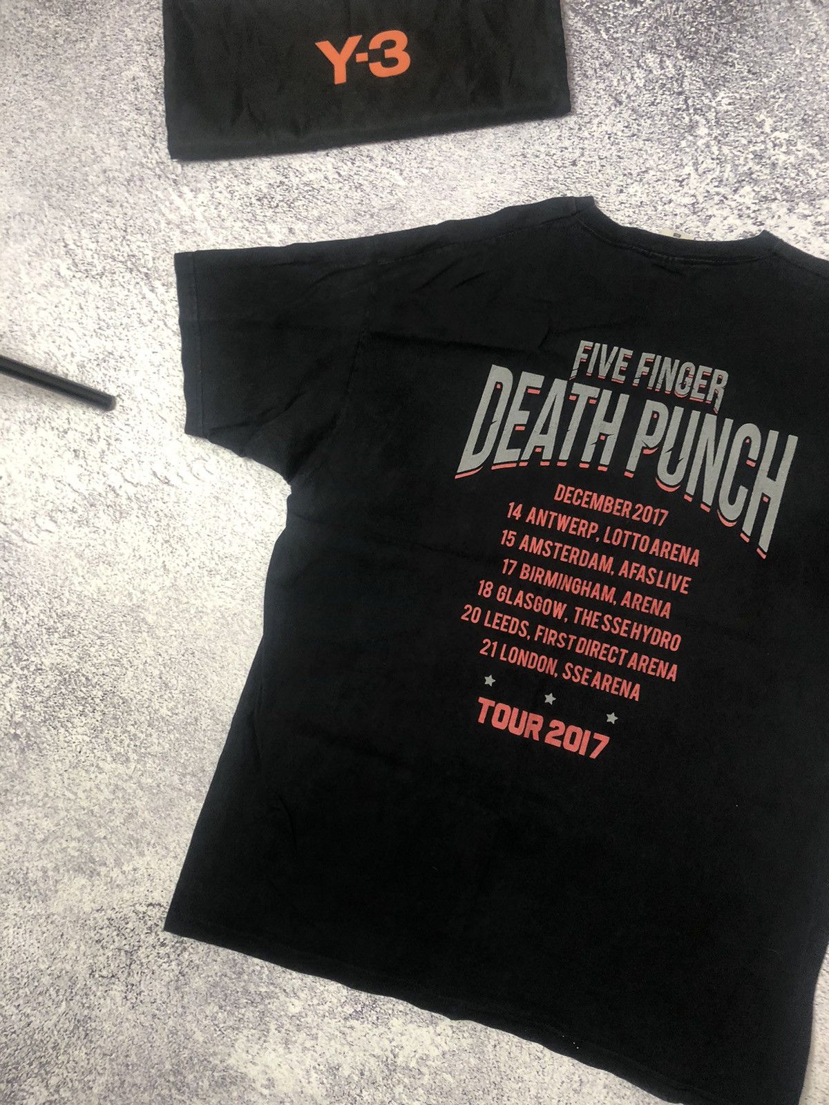 Band Tees Vintage merch t-shirt size Xl big logo y2k casual men’s ykk Size US XL / EU 56 / 4 - 7 Thumbnail