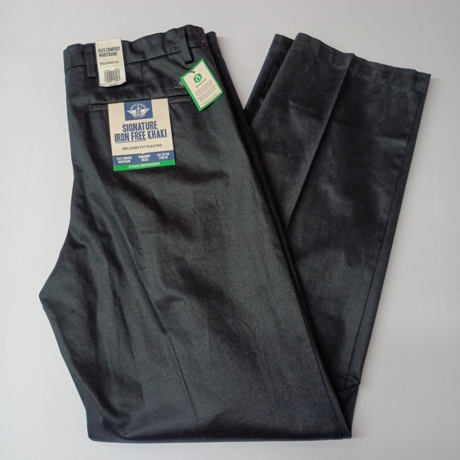 Dockers Dockers Signature Iron Free Khakis Men's 36x36 Black Pleated Size US 36 / EU 52 - 1 Thumbnail