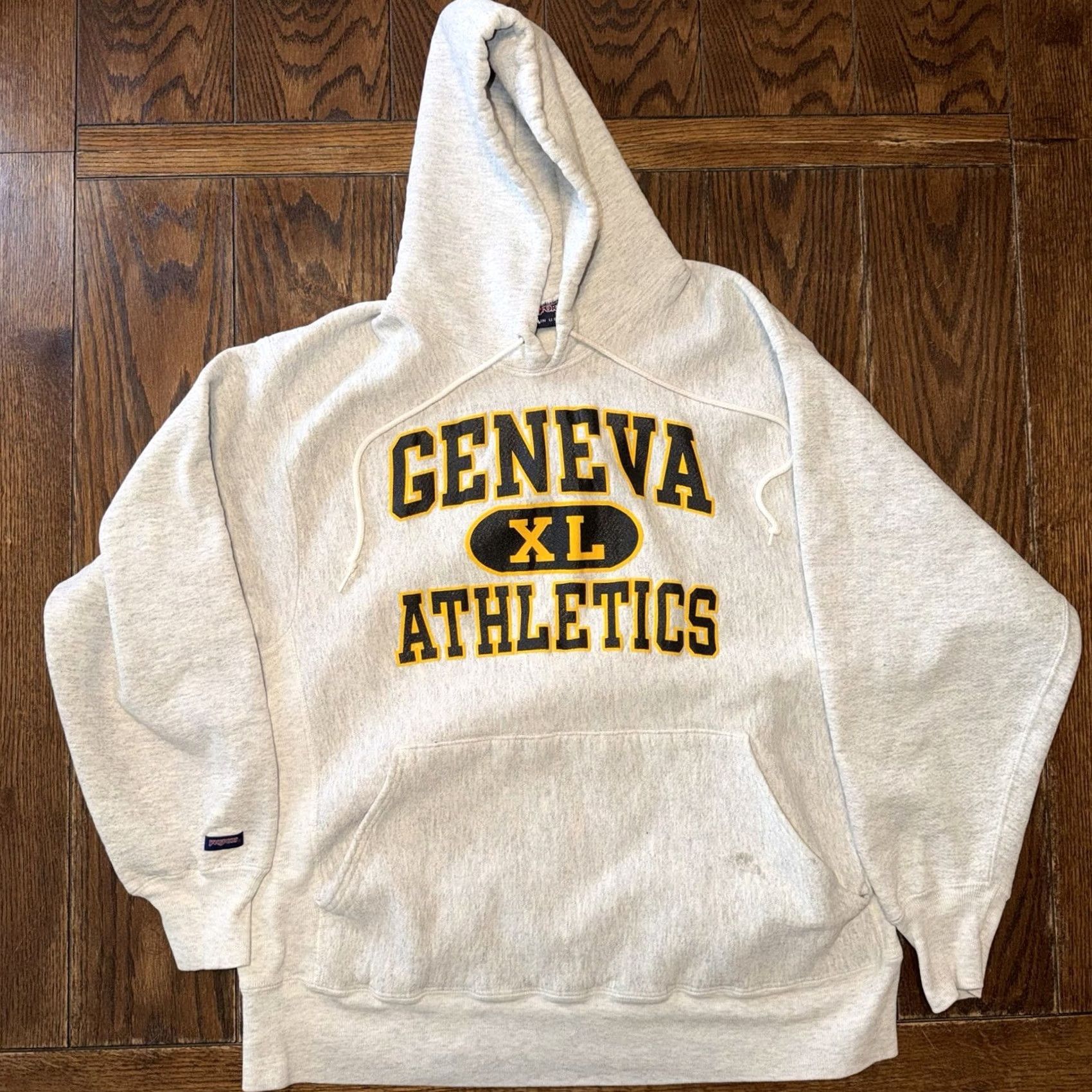 Jansport VINTAGE Geneva College Pullover Hoodie Athletics Size XL Made In USA 90’s NCAA Jansport Mens Gray Graphic Print Hooded Pockets Crew Neck Size US XL / EU 56 / 4 - 2 Thumbnail