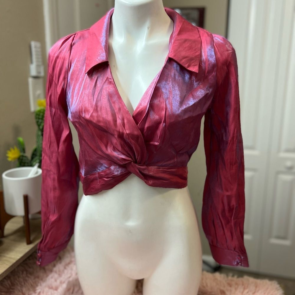 Other Milk & Honey Red Pink Sheer Crop Top Twist Front Long Sleeve Size M / US 6-8 / IT 42-44 - 3 Thumbnail