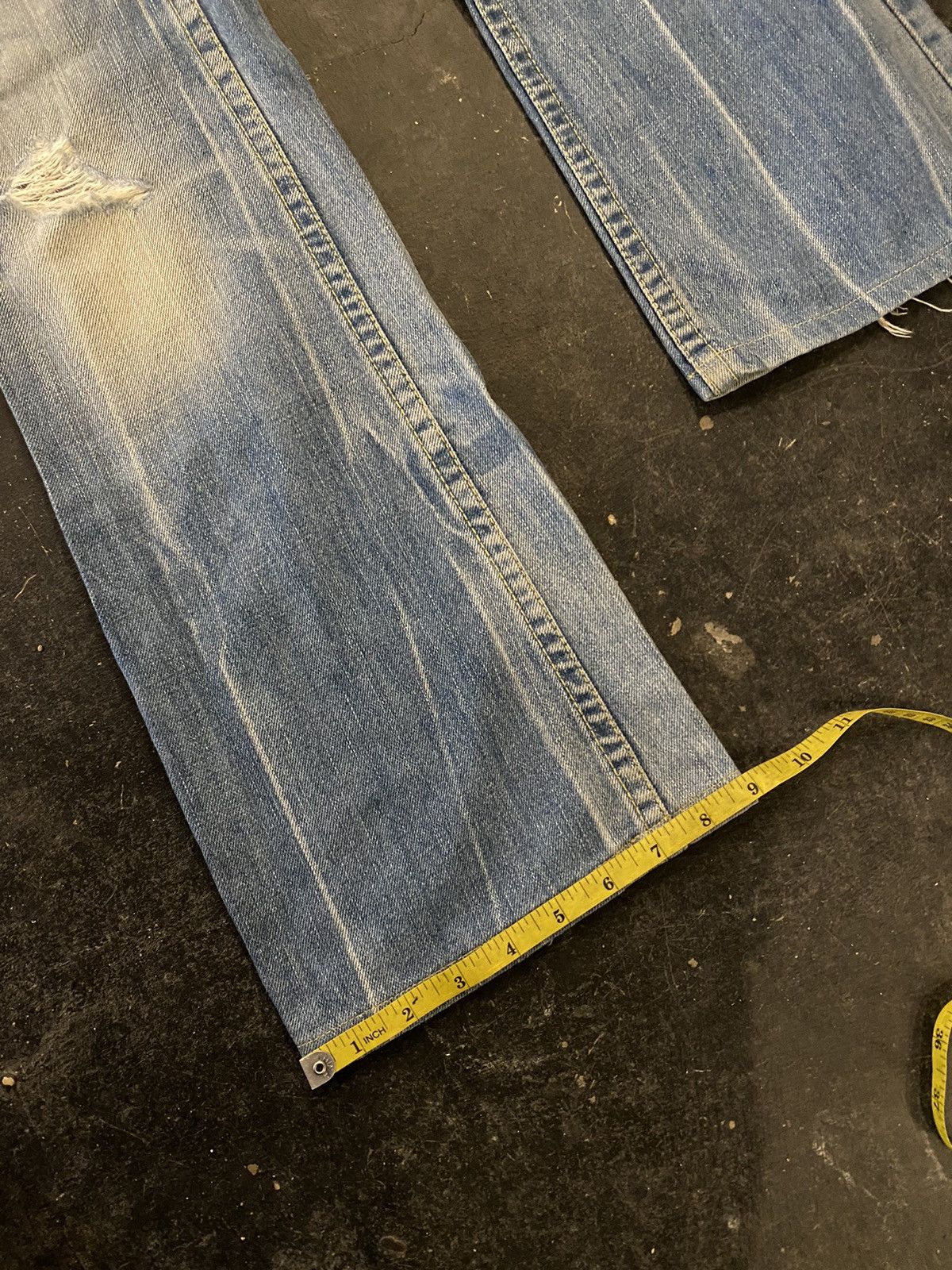 If Six Was Nine Red Peppers Distressed Bootcut Jeans Size US 27 - 9 Thumbnail