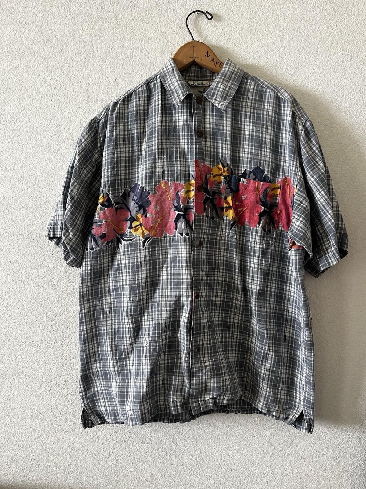 Bugle Boy Bugle Boy Authentics Plaid Floral Shirt L Grey Hibiscus Size US L / EU 52-54 / 3 - 1 Thumbnail
