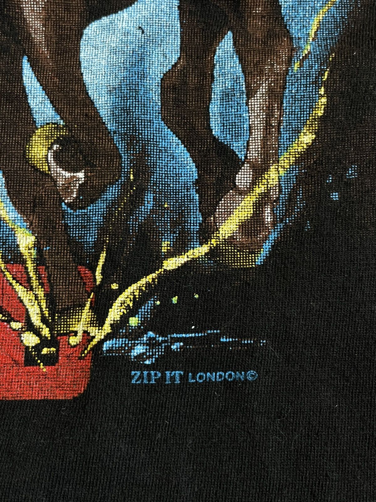Vintage Vintage 90’s Zip It London Indian T-Shirt Western RARE Size US XL / EU 56 / 4 - 4 Thumbnail