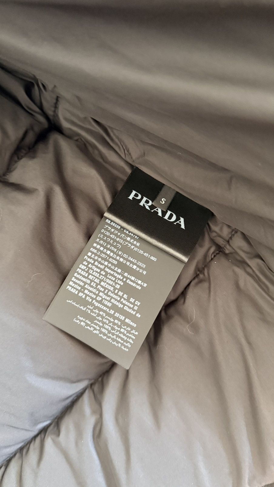 Prada PRADA Velvet Cropped Down Jacket Size US S / EU 44-46 / 1 - 12 Thumbnail