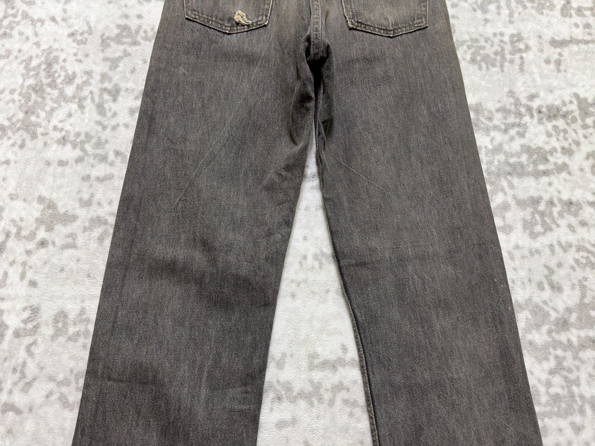 Levi's Vintage Levi's 501 Red Tab Grey Fly Button Distressed Jeans Size US 29 - 12 Thumbnail