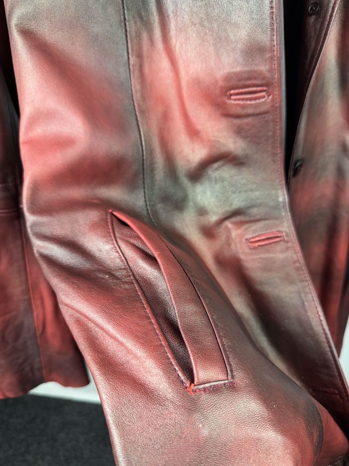 Japanese Brand 90s Y2K Avant-Garde Leather Coat Red Gradient Japan Western Size S / US 4 / IT 40 - 21 Thumbnail