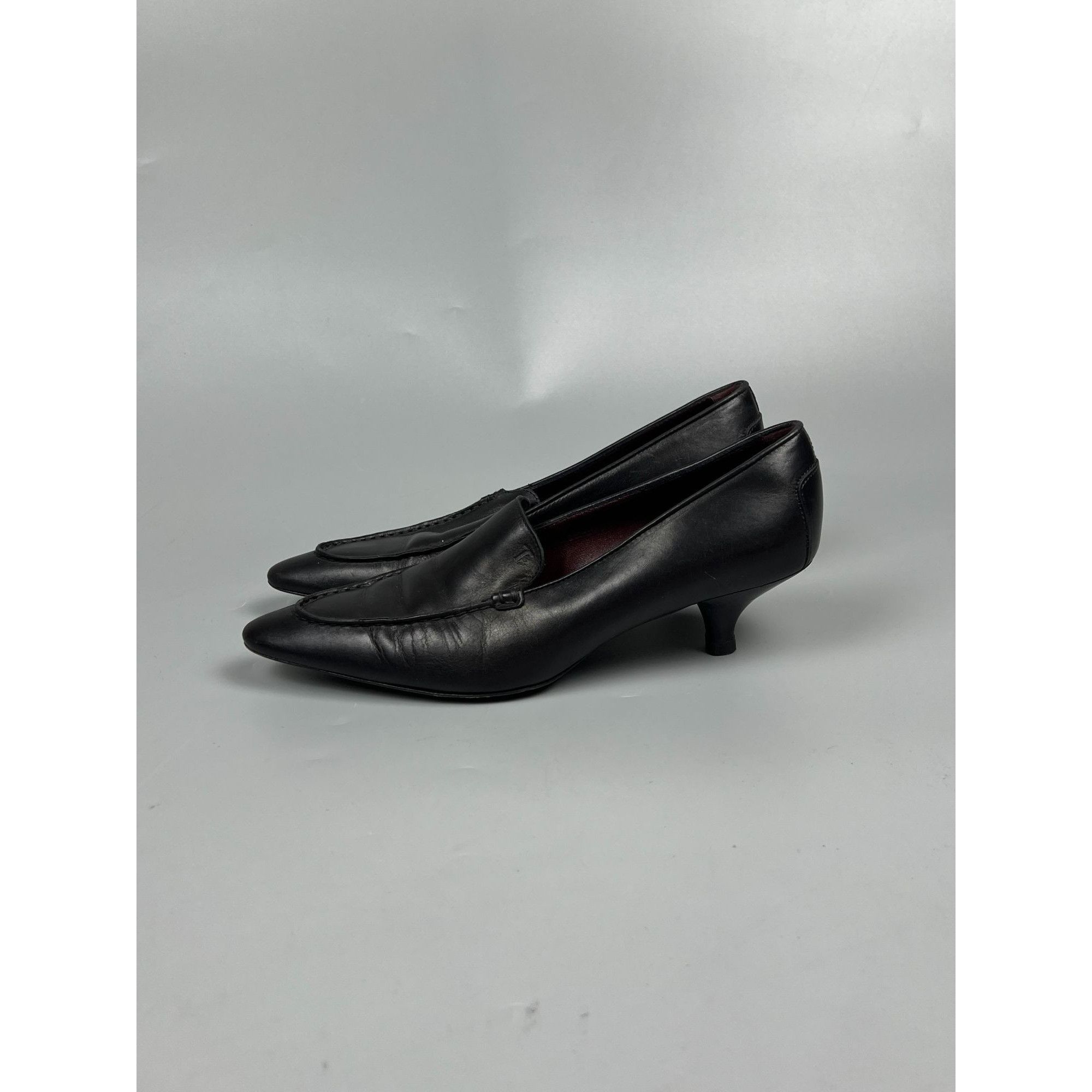 Tod's Tod’s Pointed Toe Kitten Heel Leather Pumps (Y01030) Size US 6 / IT 36 - 4 Thumbnail