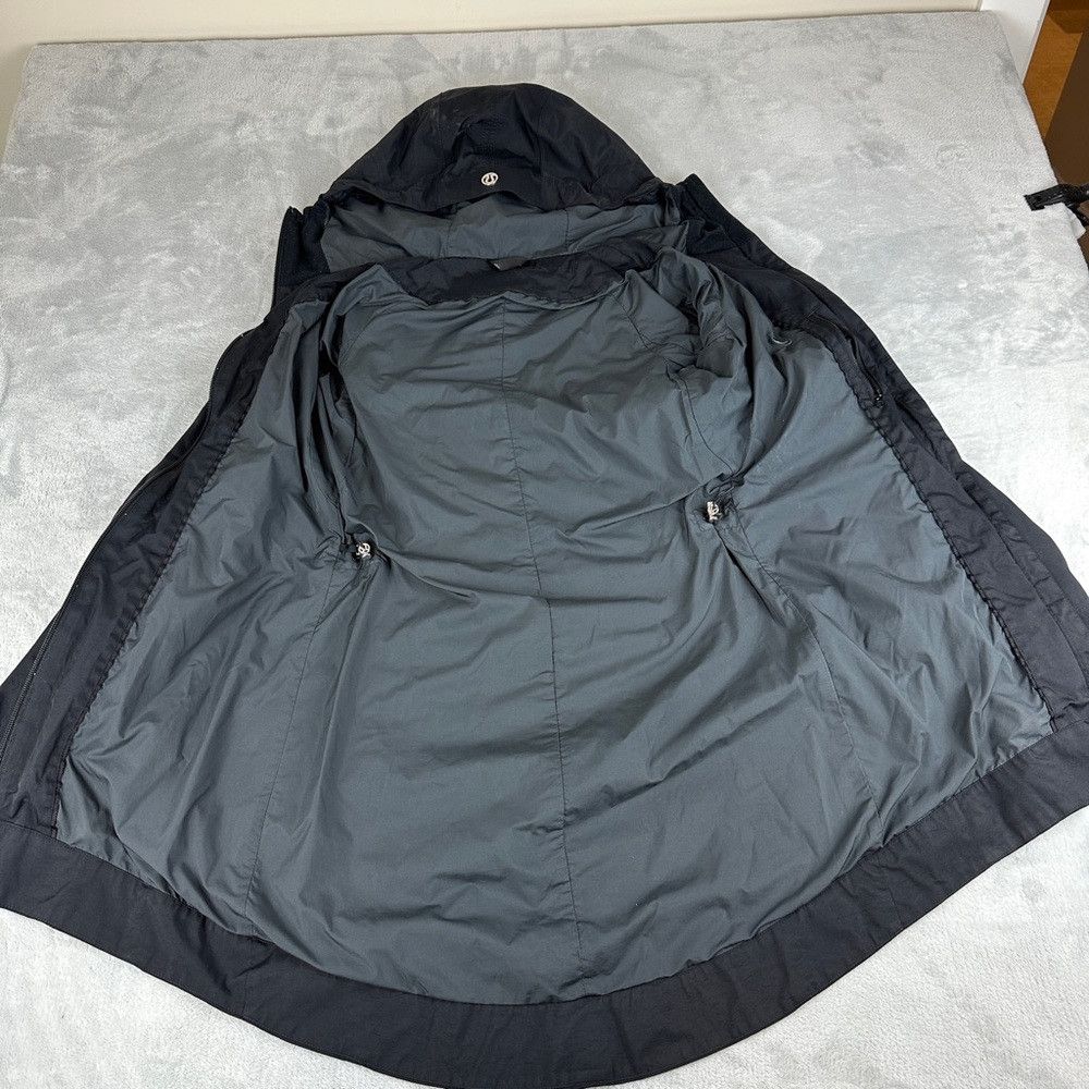 Lululemon Black Waterproof Jacket Women’s Size Small