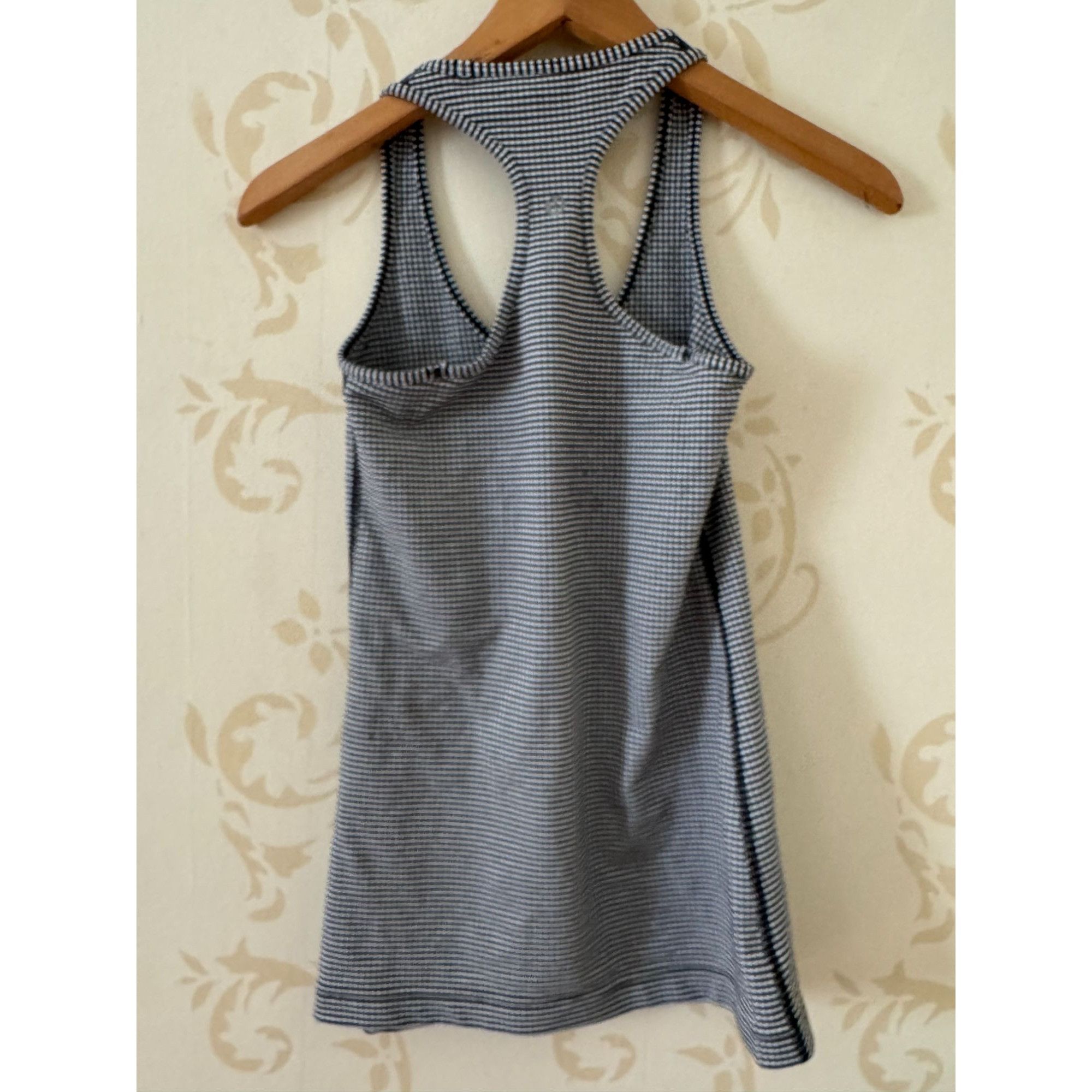 Lululemon Lululemon Stripe Print Power Y Tank Top - Ladies Size 4 Size S / US 4 / IT 40 - 2 Thumbnail
