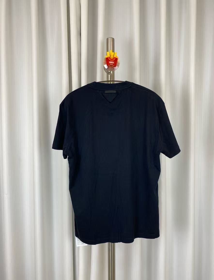 Prada Prada short sleeve T-shirt Size US L / EU 52-54 / 3 - 1 Thumbnail
