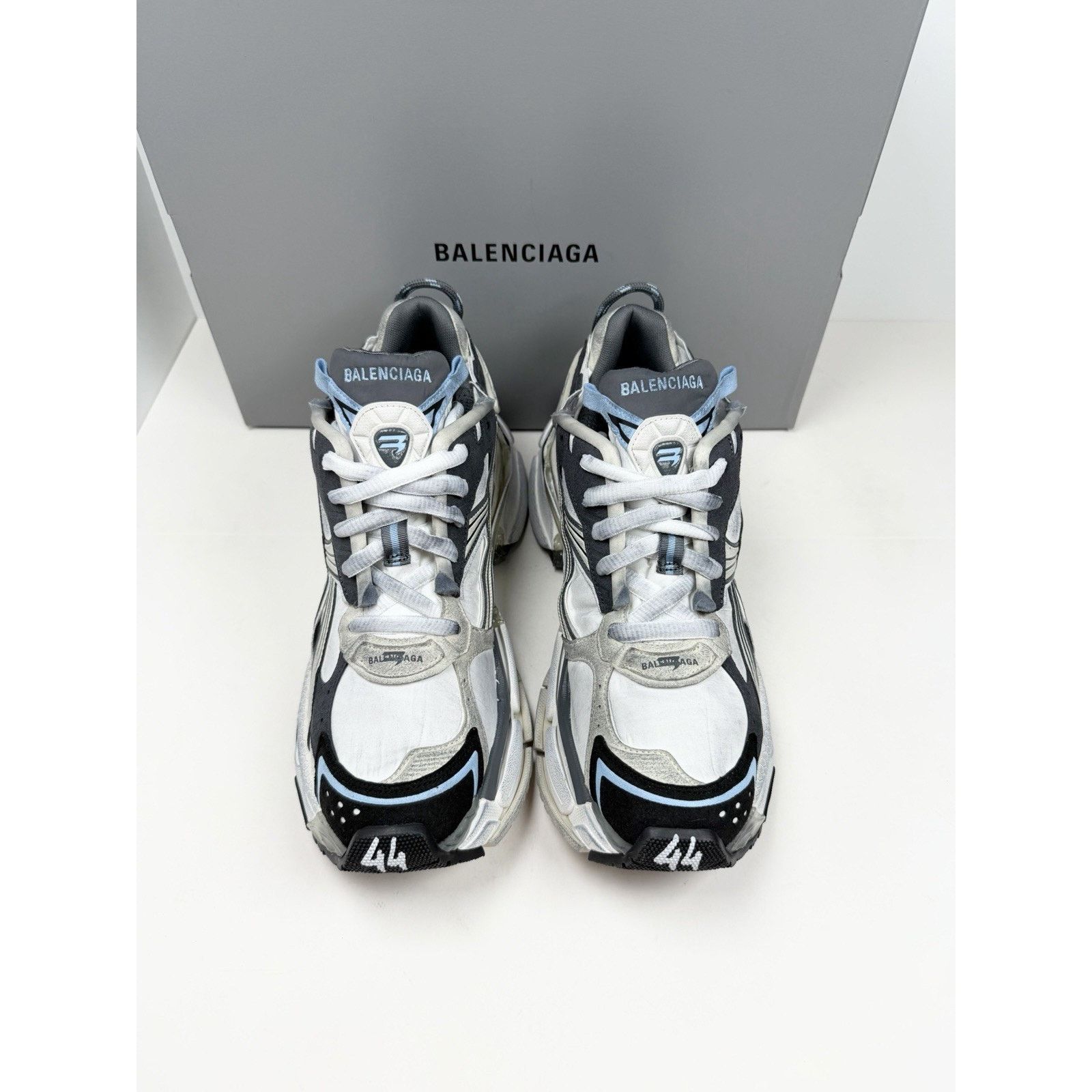 Balenciaga Size 44EU/11US - Balenciaga Runner Distressed Sneakers Size US 11 / EU 44 - 3 Thumbnail