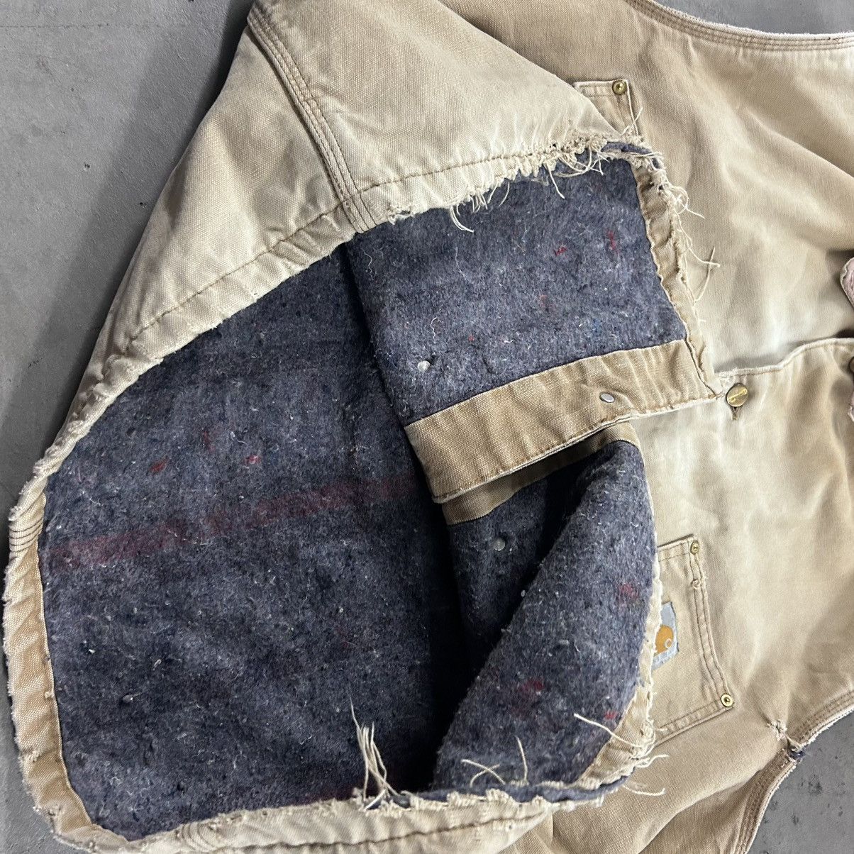 Carhartt × Vintage Vintage 90s carhartt cut off chore jacket vest Size US XL / EU 56 / 4 - 5 Thumbnail