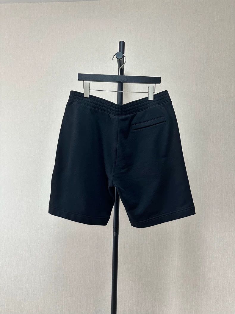 Other Givenchy Size3XL Black Casual Shorts Size US 30 / EU 46 - 8 Thumbnail