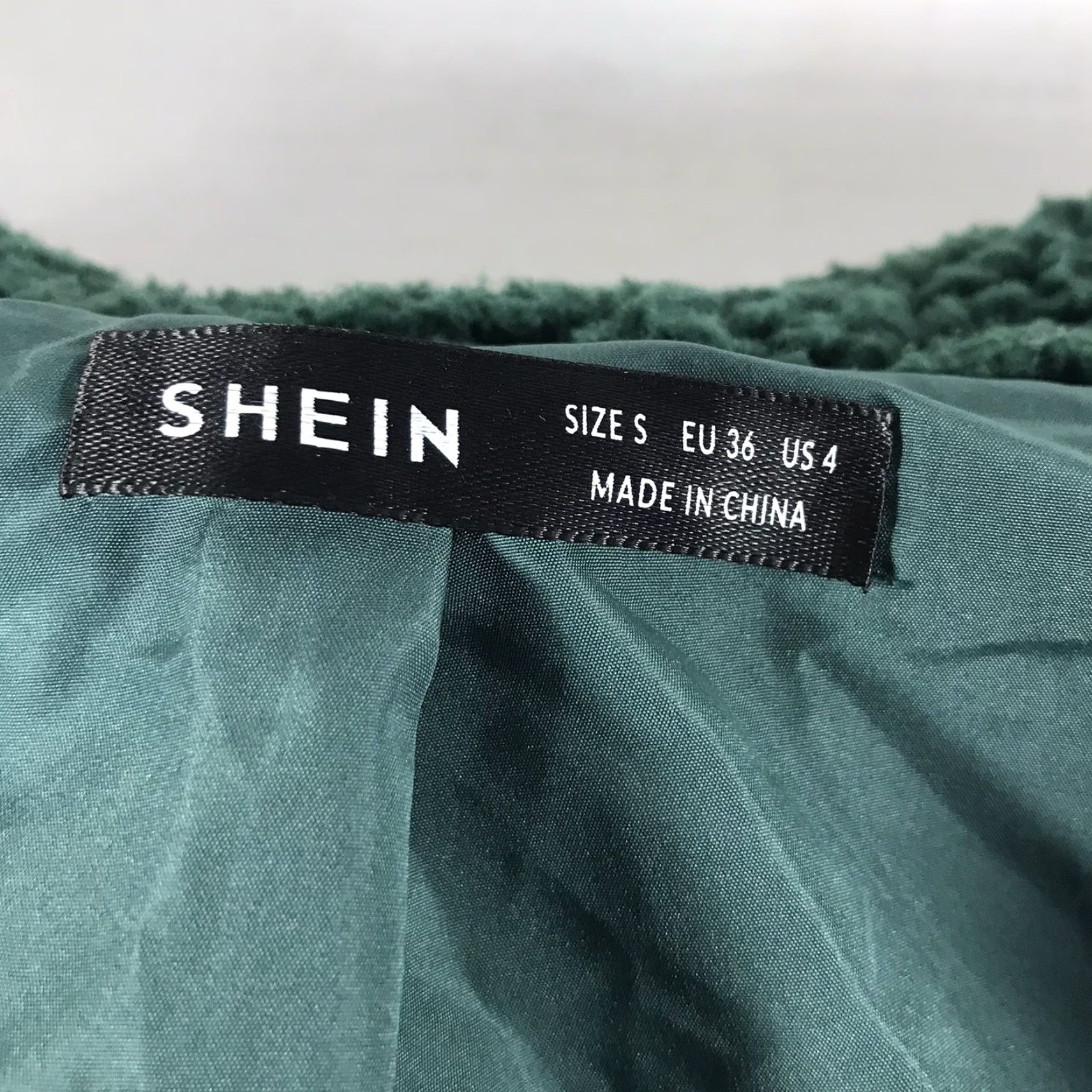Shein SheIn Green Faux Fur Button-Up Coat Women Size S Casual Soft Shell Regular Fit Size S / US 4 / IT 40 - 4 Thumbnail