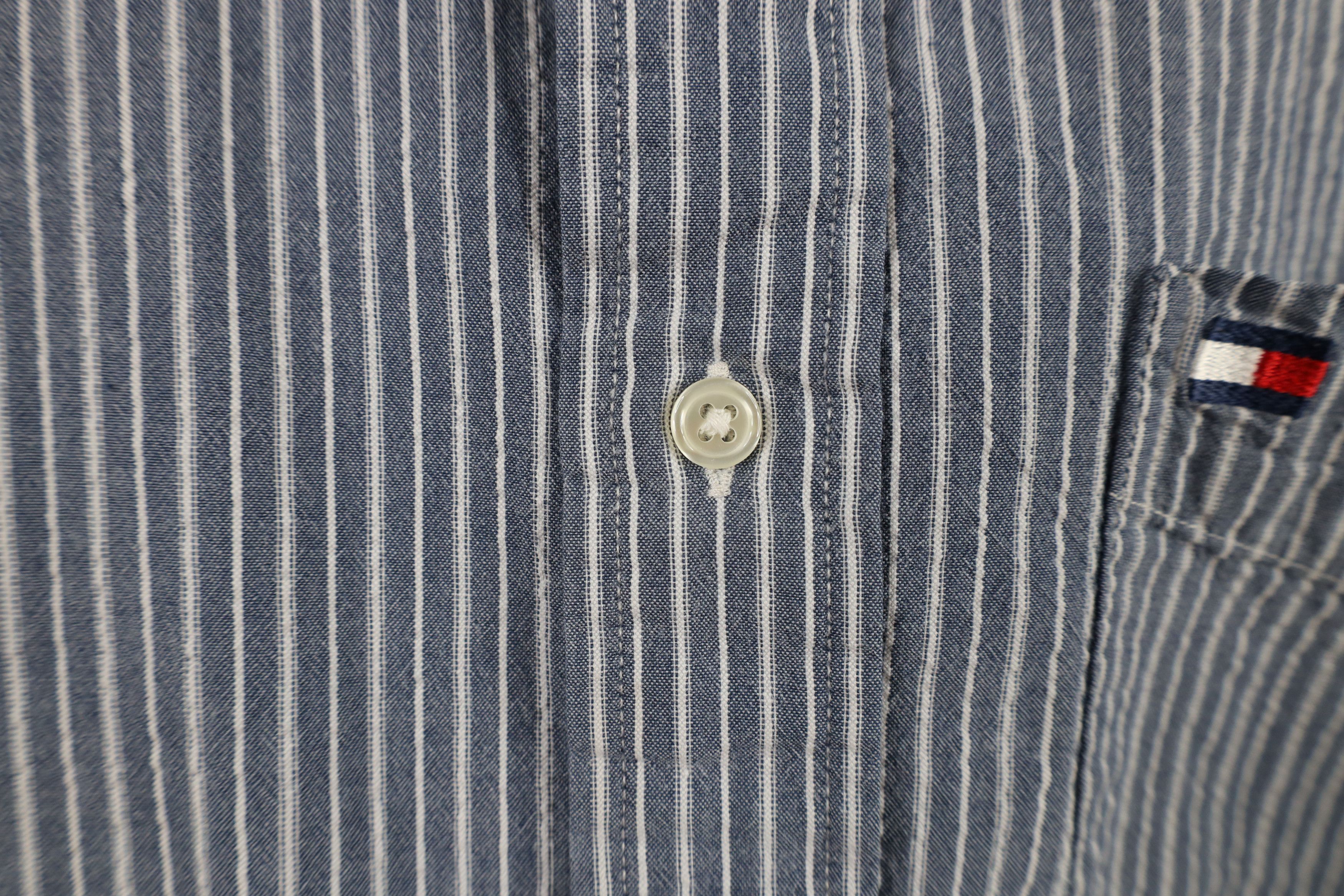 Tommy Hilfiger × Vintage Vintage 90s Tommy Hilfiger Striped Seer Sucker Button Shirt Size US S / EU 44-46 / 1 - 7 Thumbnail