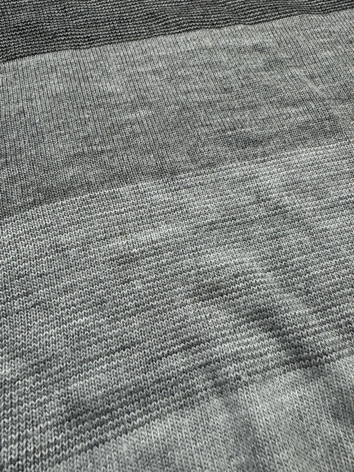 Comme des Garcons SHIRT Comme des Garçons SHIRT Gradient Striped Sweater Grey Sz L Size US L / EU 52-54 / 3 - 6 Thumbnail