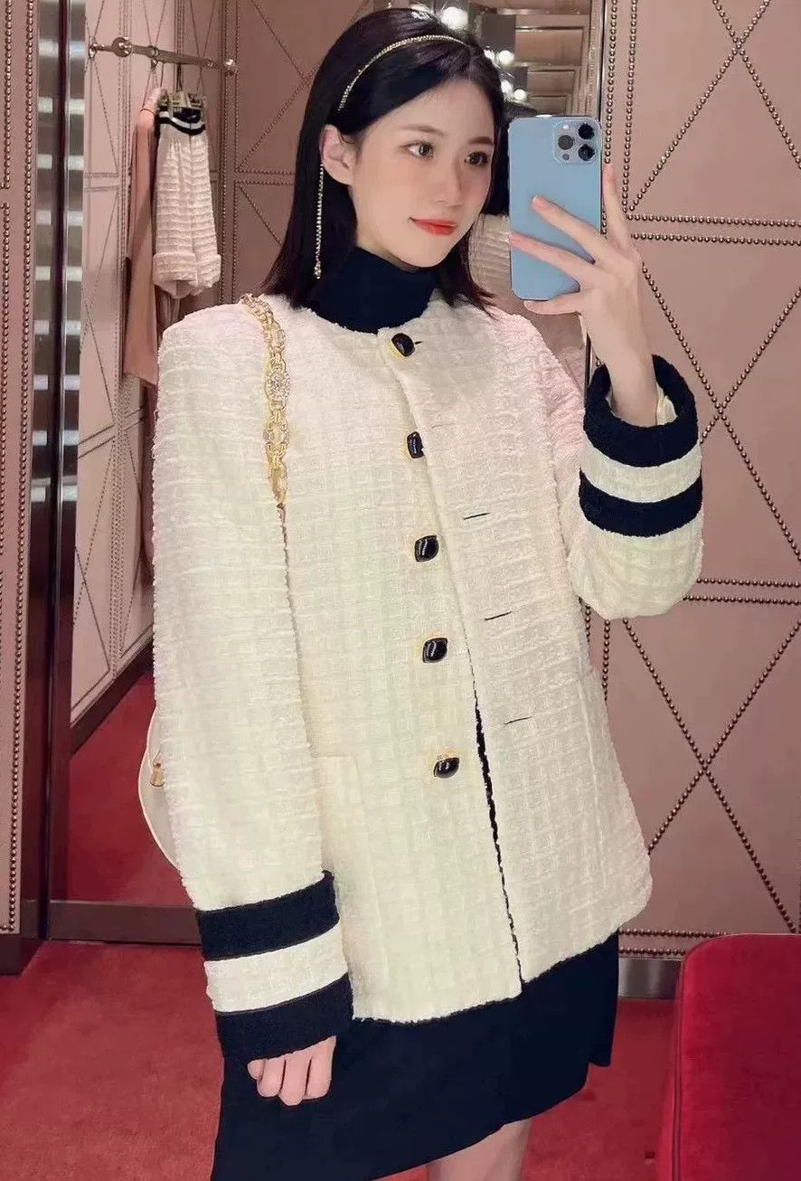 Gucci Beige Tweed Chanel-style Jacket