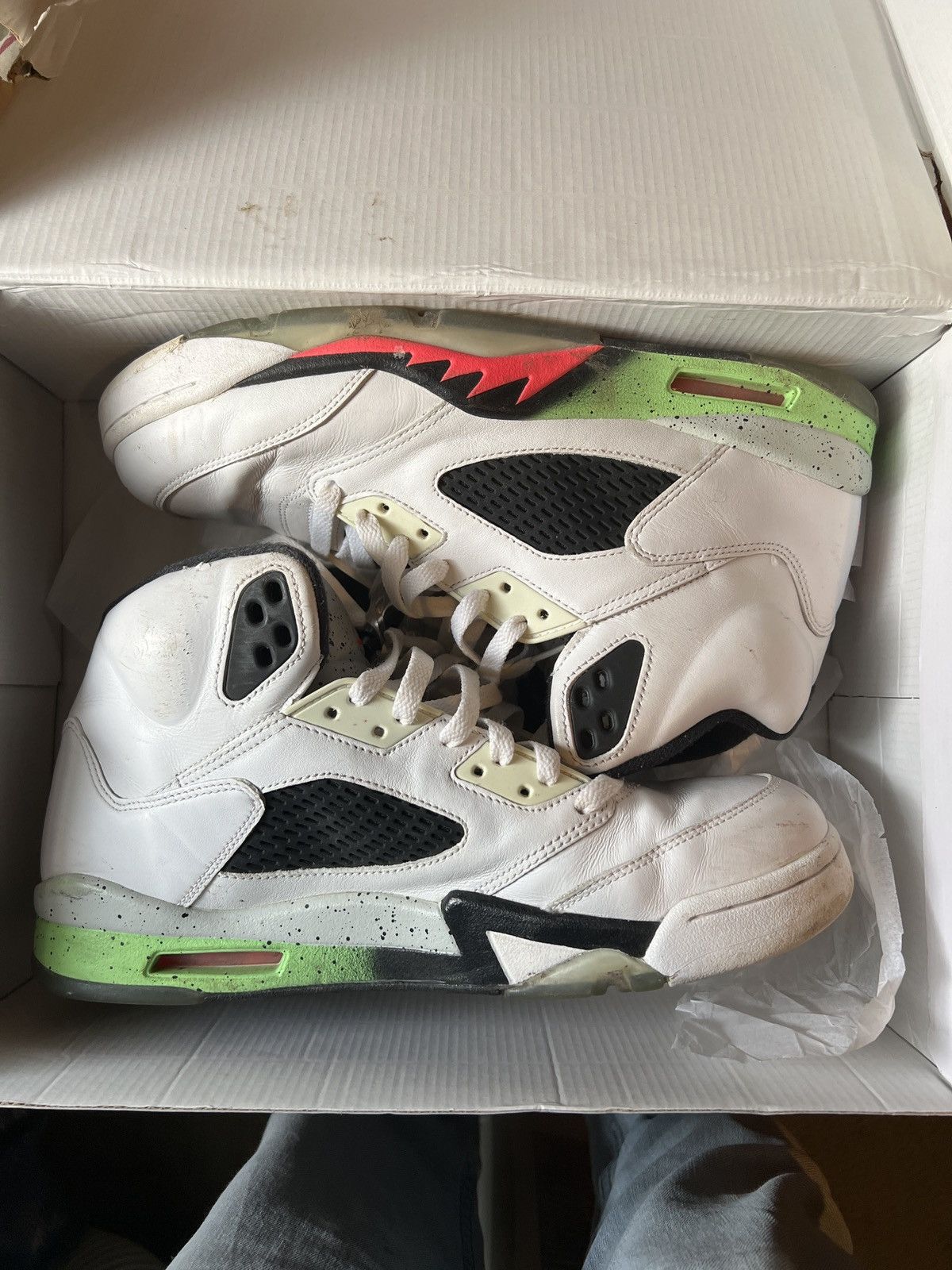 Jordan Brand Retro Jordan 5 Poison Green Size US 11.5 / EU 44-45 - 1 Thumbnail